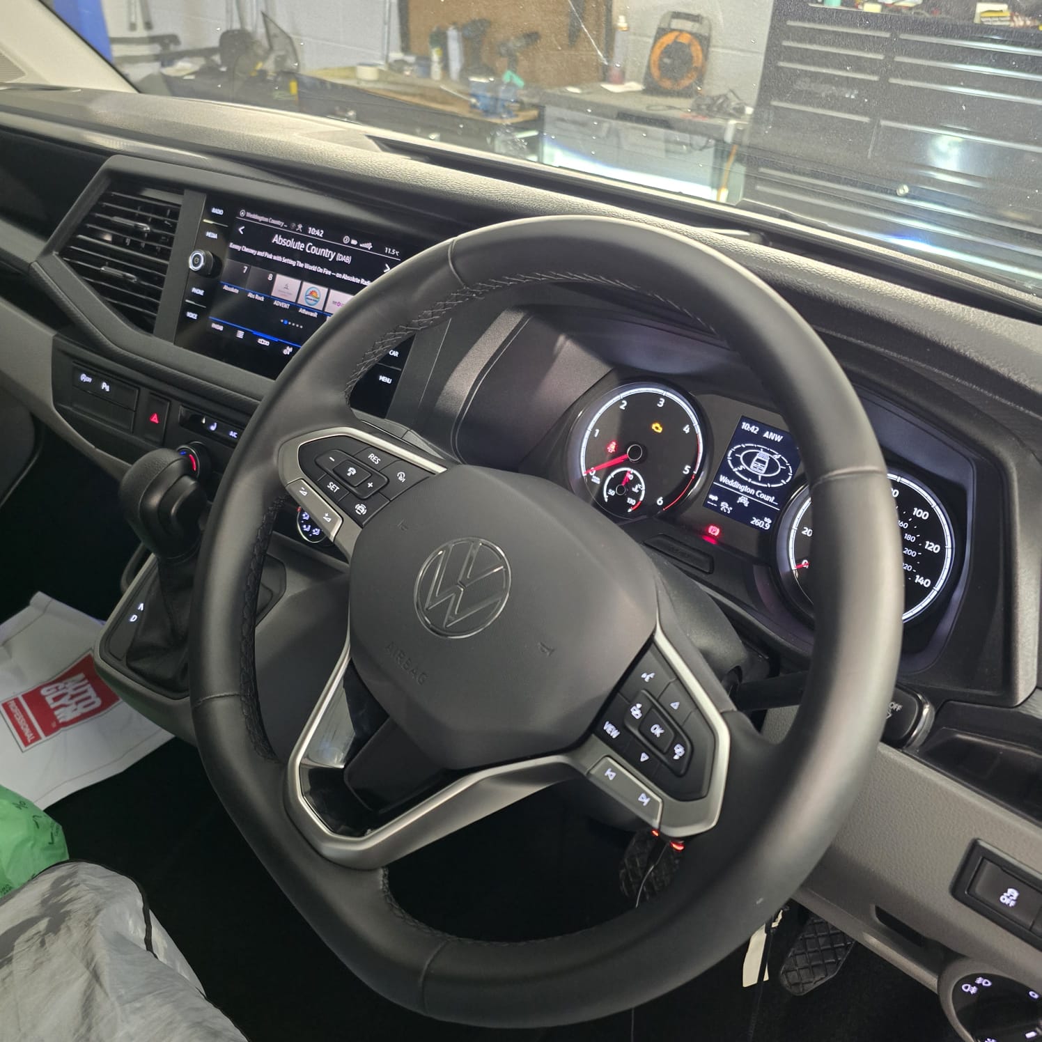 VW T6.1 digital dash and Golf Mk8 heated steering wheel fully coded