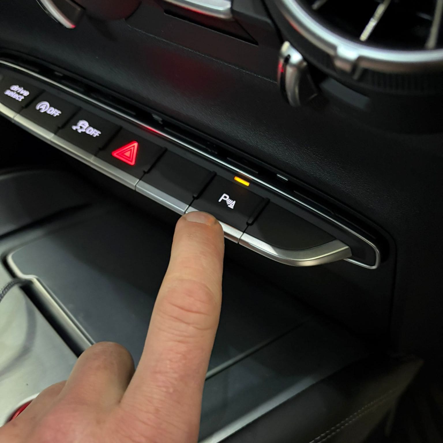 Audi TTS Mk2 dashboard button panel upgraded with additional P button for parking sensors