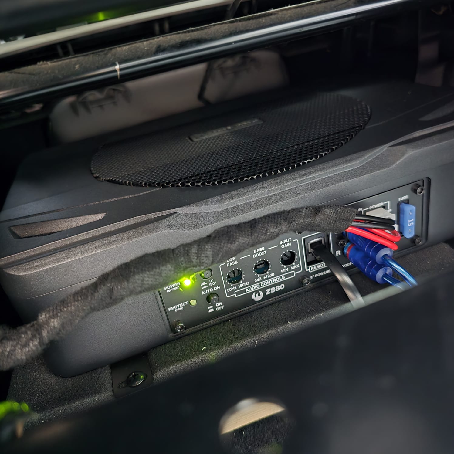 VW T5.1 Phenix sub with Focal speaker upgrade