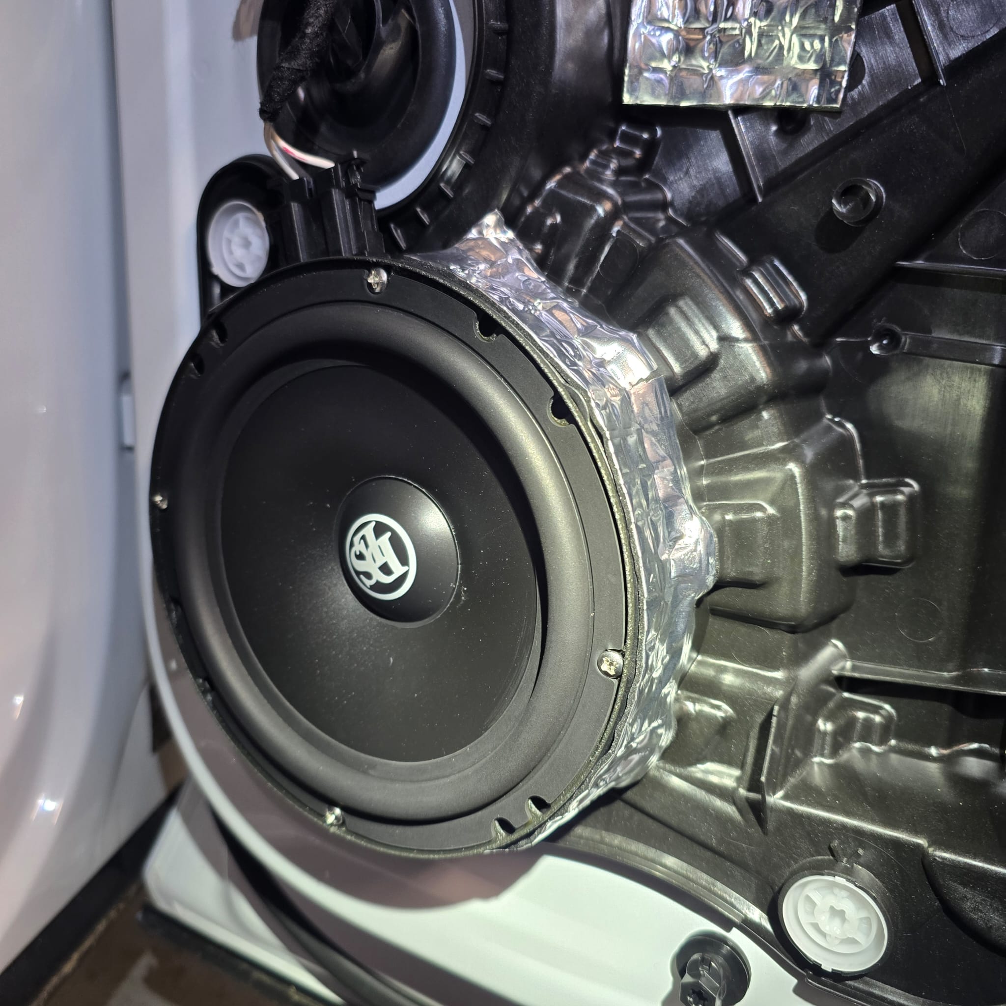 VW Tiguan Audio Retrofit Upgrade
