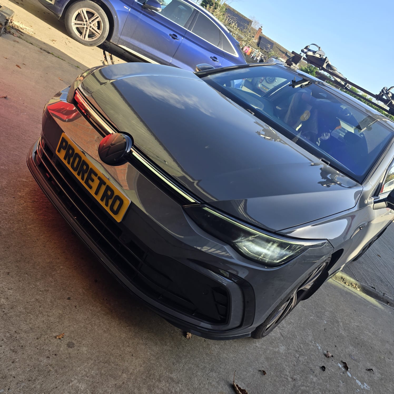 Golf Mk8 professional illuminated grille upgrade