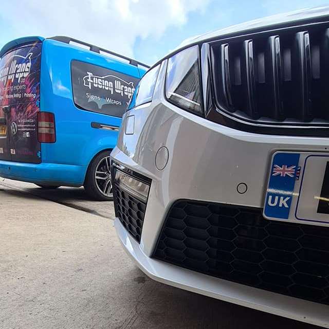 Octavia VRS bumper with integrated parking sensors