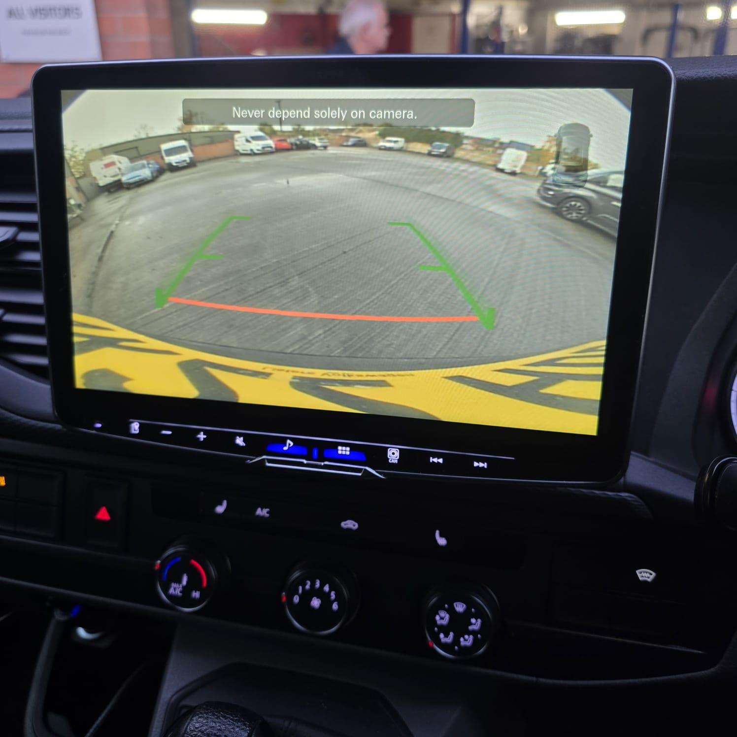 Alpine iLX-F115D seamless dashboard integration