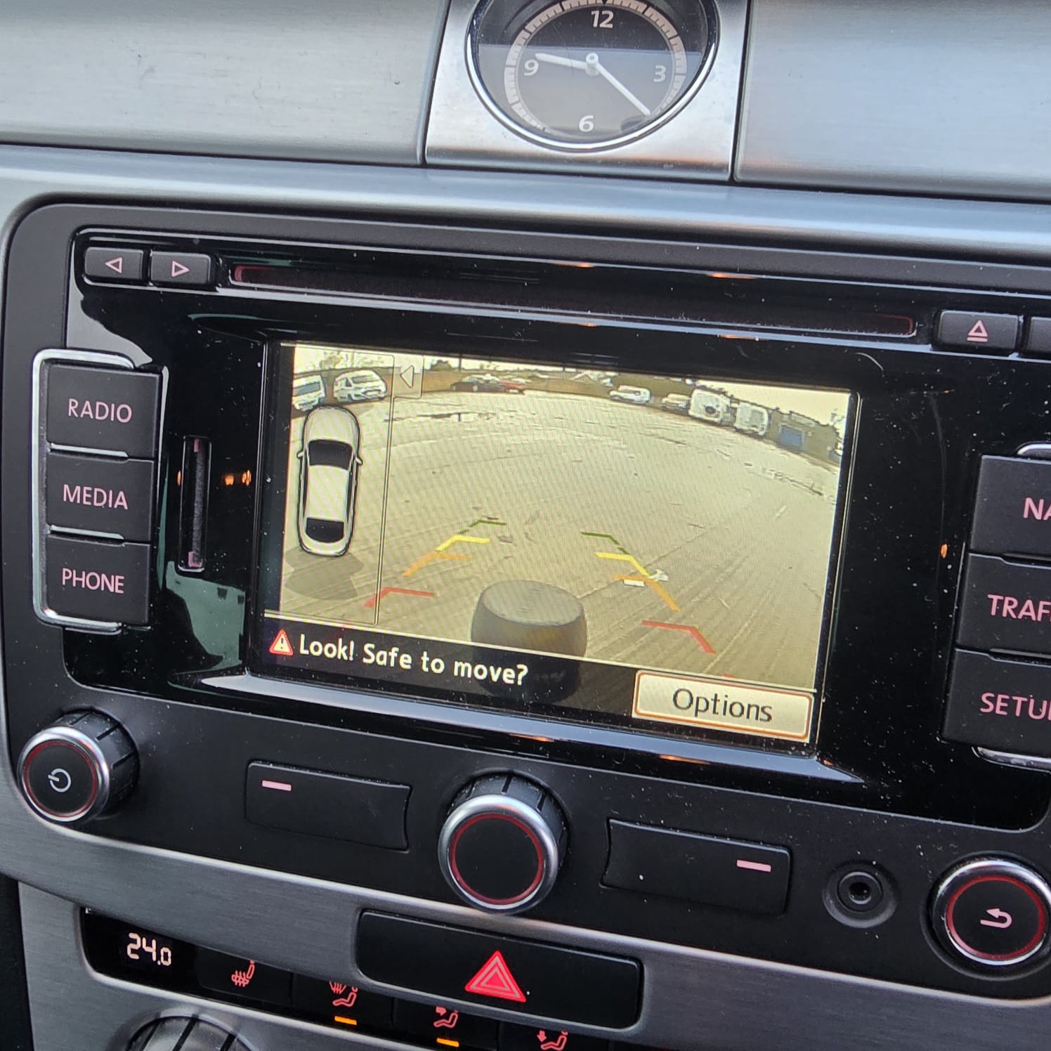 Aftermarket camera integration on VW Passat CC