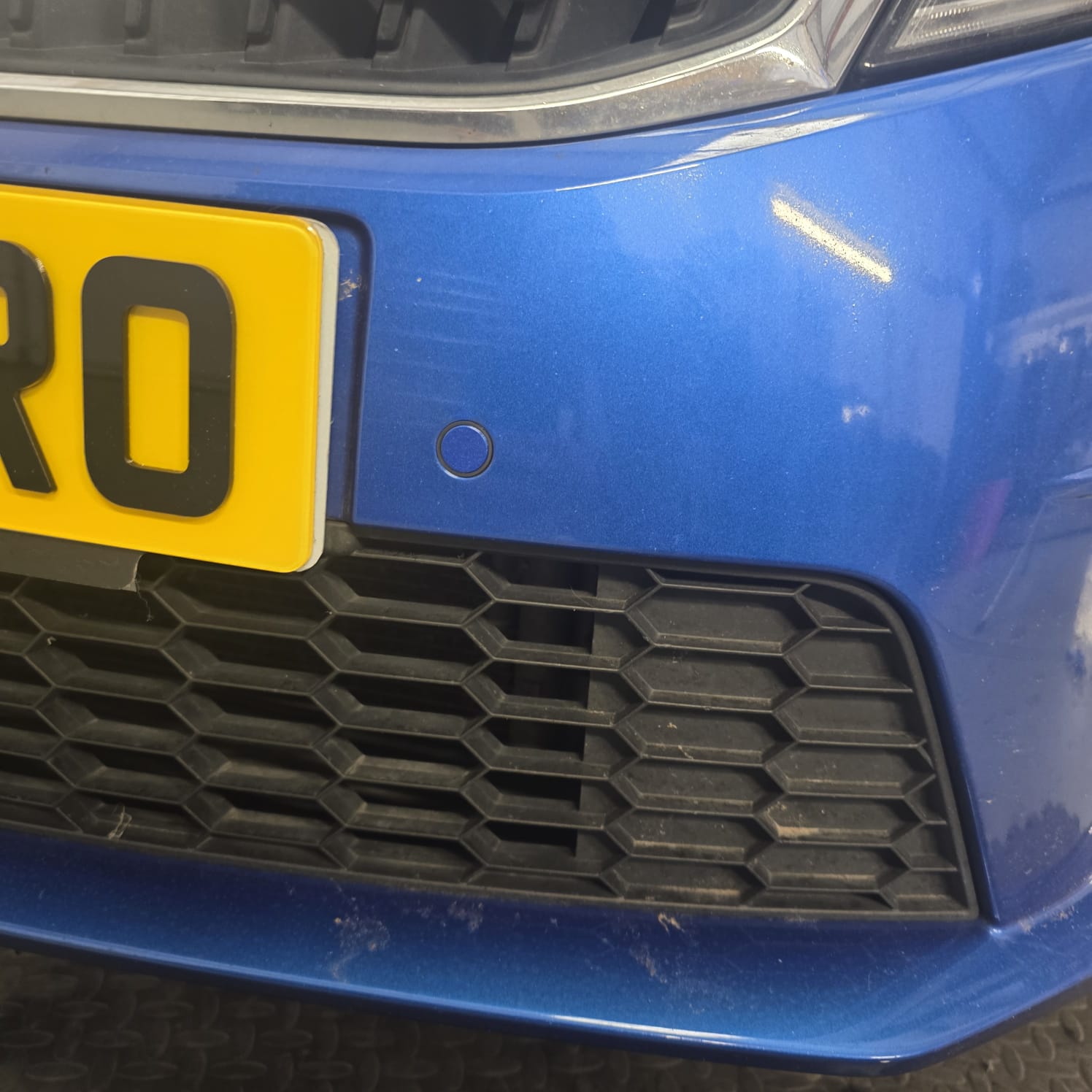 Skoda Octavia VRS OPS front sensors retrofit visual alert display