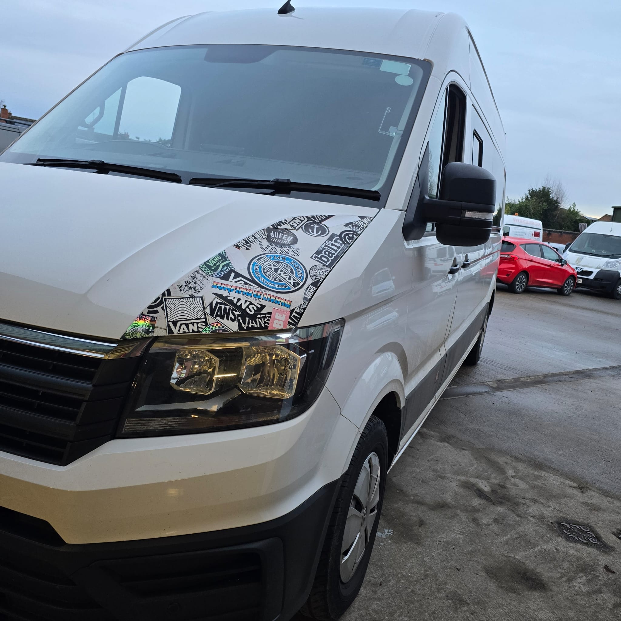 Alpine Halo 9 dash retrofit camper van conversion