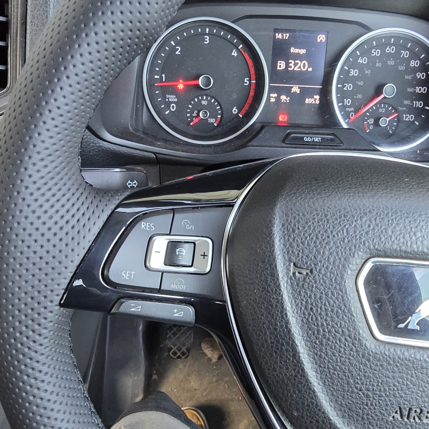 Retrofitted ACC and retrimmed steering wheel in MAN TGE