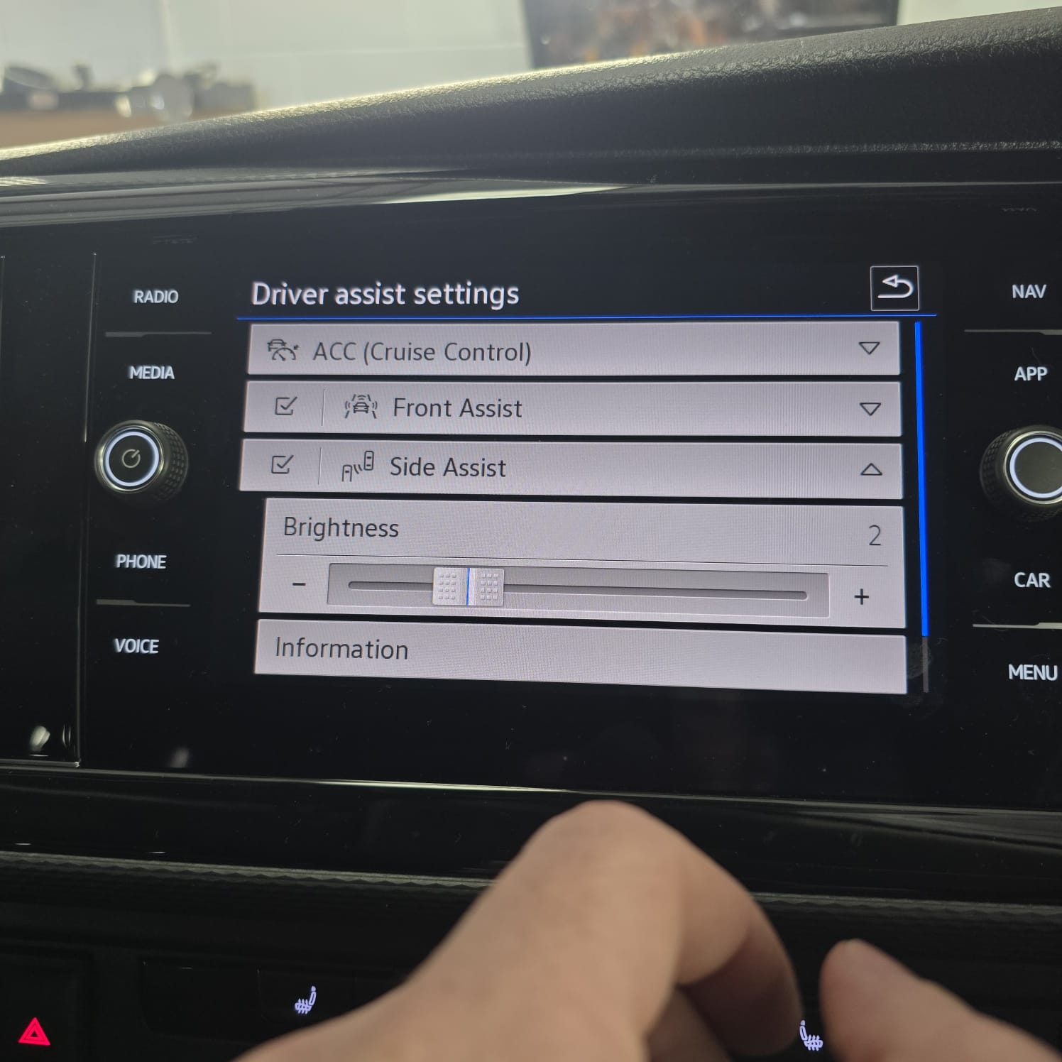 VW Transporter Side Mirror Side Assist Indicator Installation