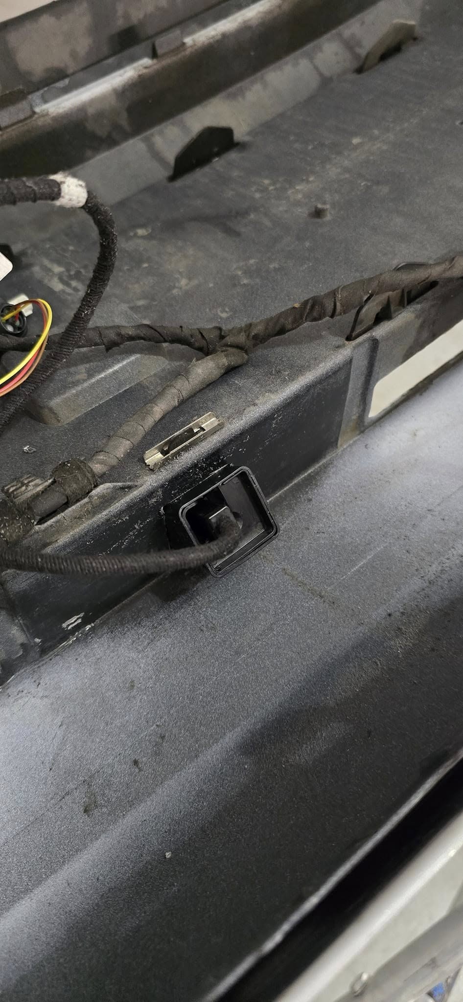 Correct SEAT Leon camera calibration with dynamic lines