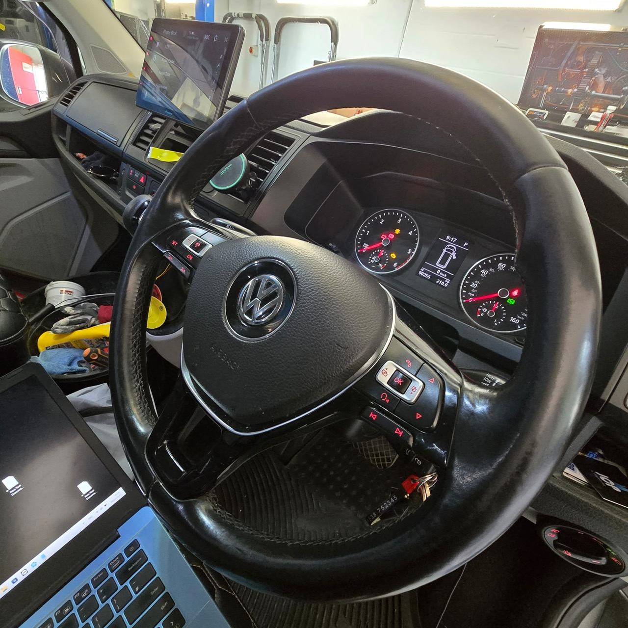 Enhanced Driving Experience with VW T6 DSG Steering Wheel