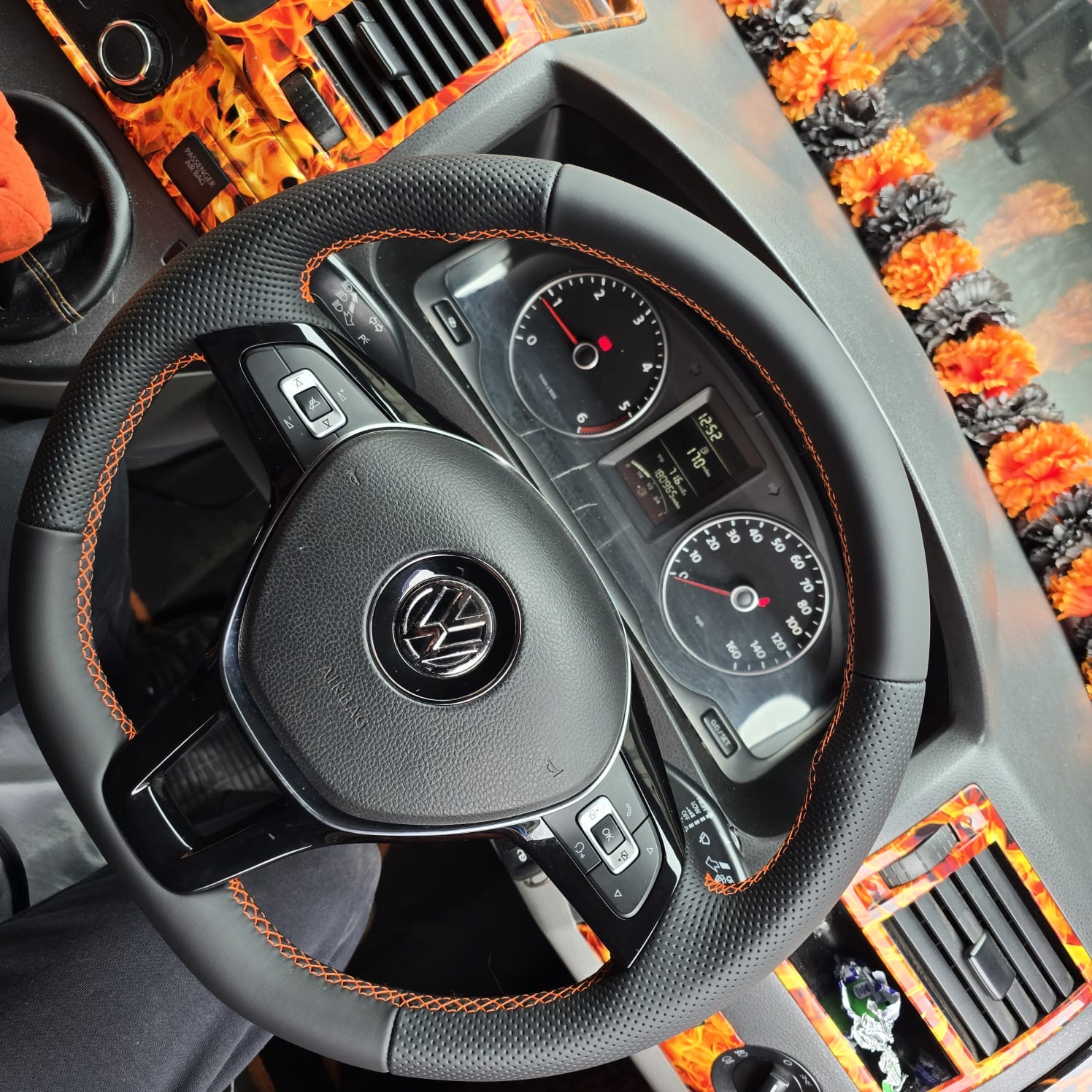 VW T5.1 ex RAC T6 steering wheel custom upgrade