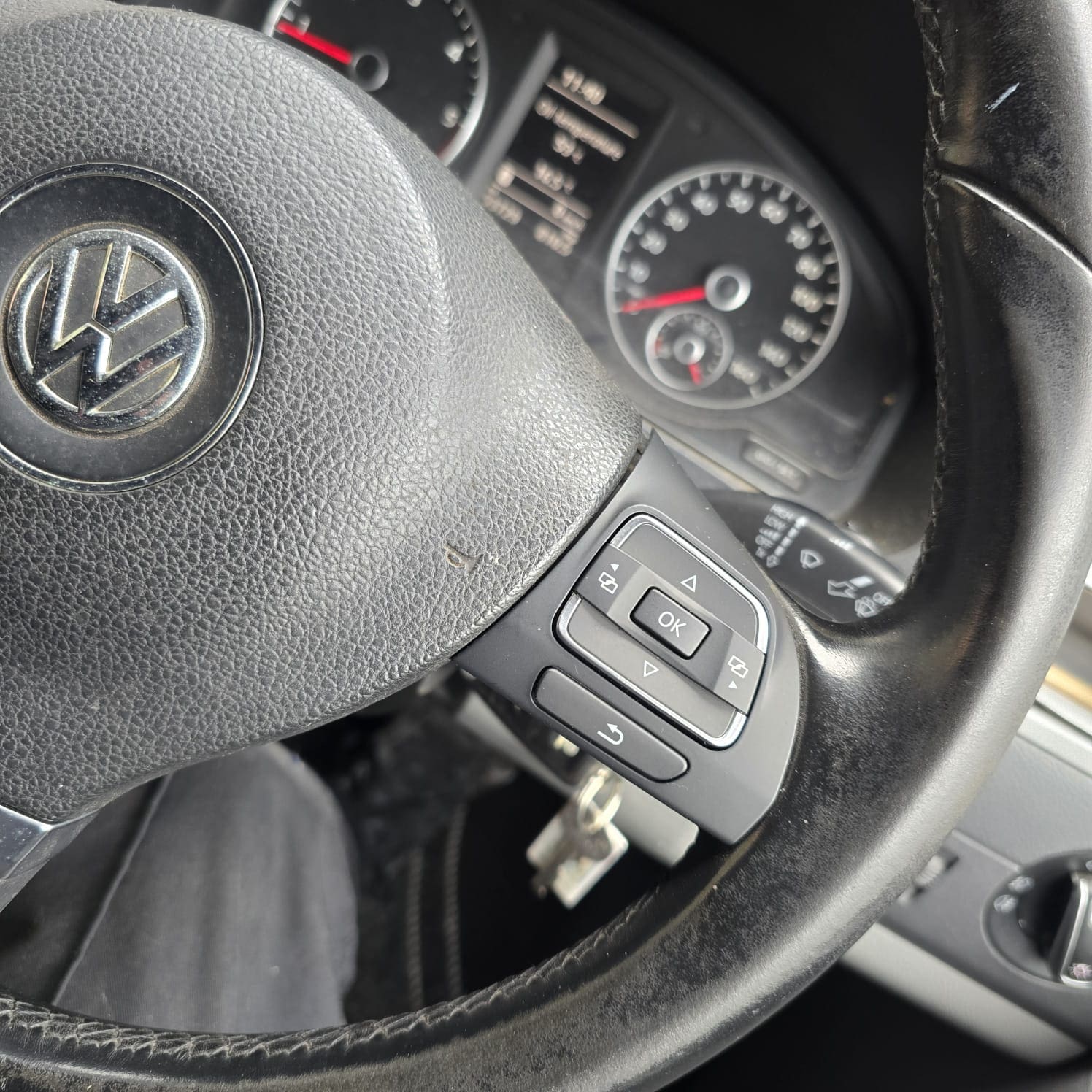Blackvue DR590X dash cam installed in VW T5.1