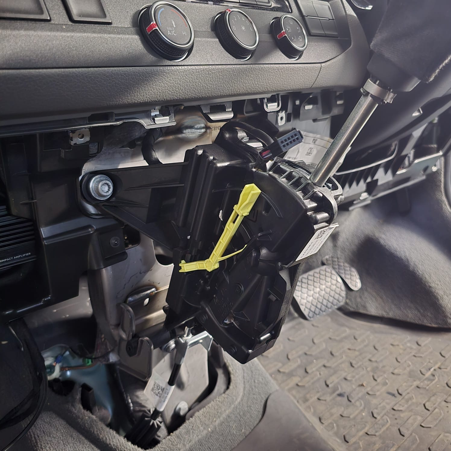 Complete selector replacement for VW T6.1