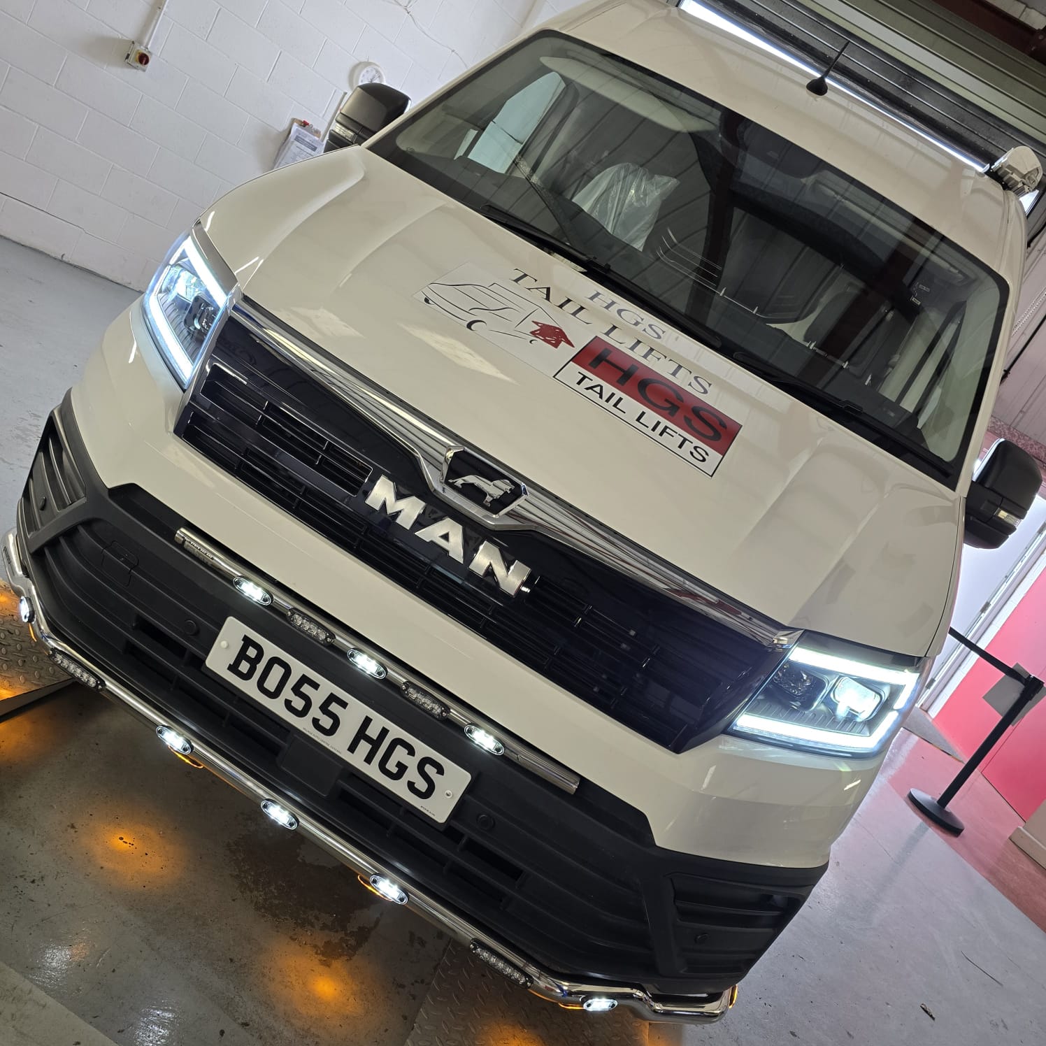 Detailed View of VW Crafter Runlock System