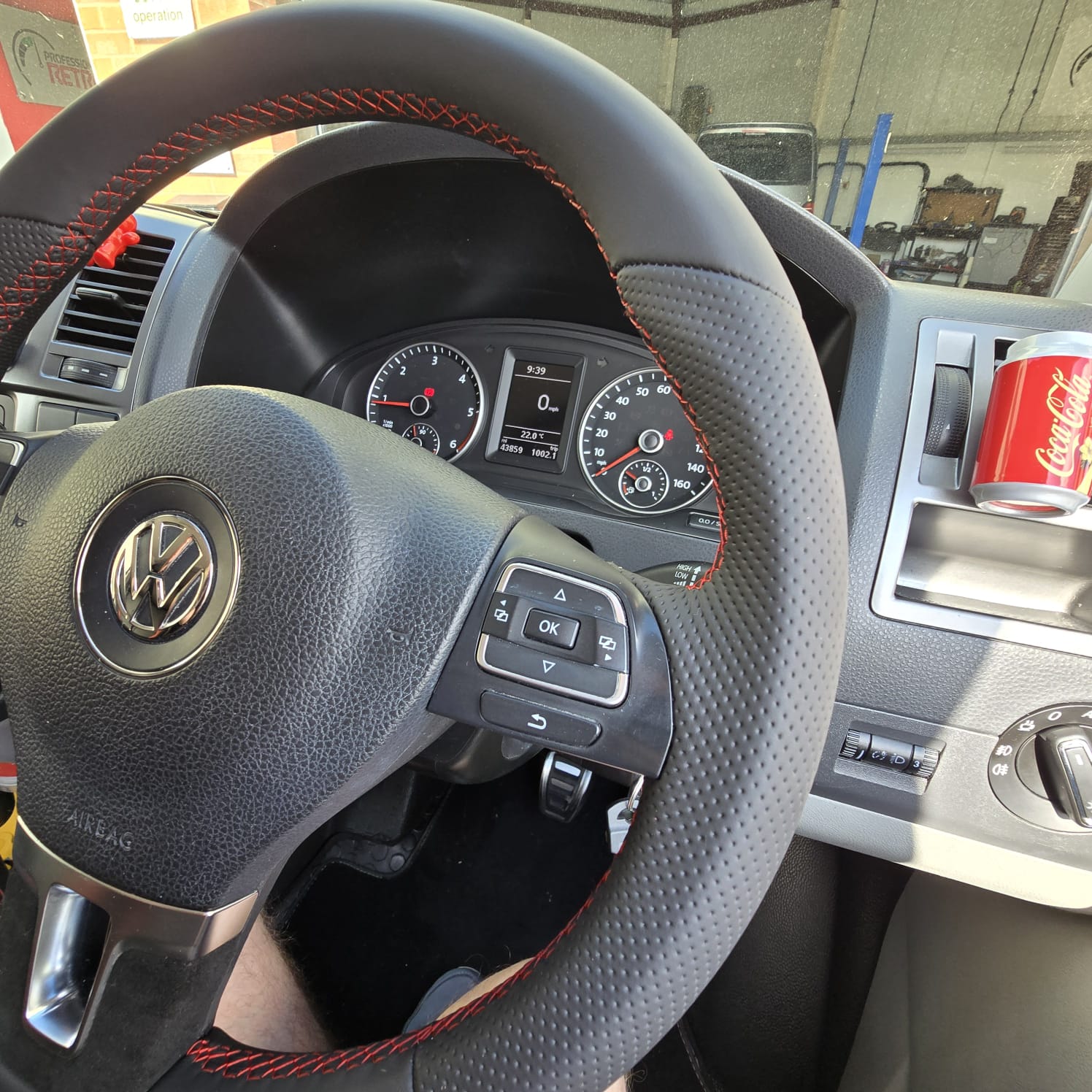 Premium custom steering wheel retrofit VW T5.1 UK