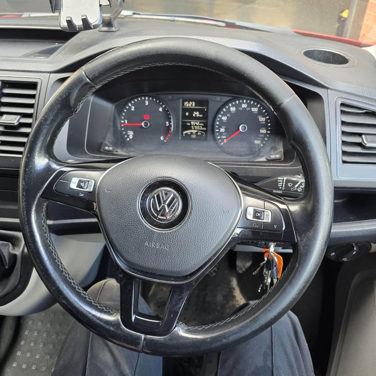 VW Transporter T6 Pioneer SPH-770DAB CarPlay Android Auto DAB