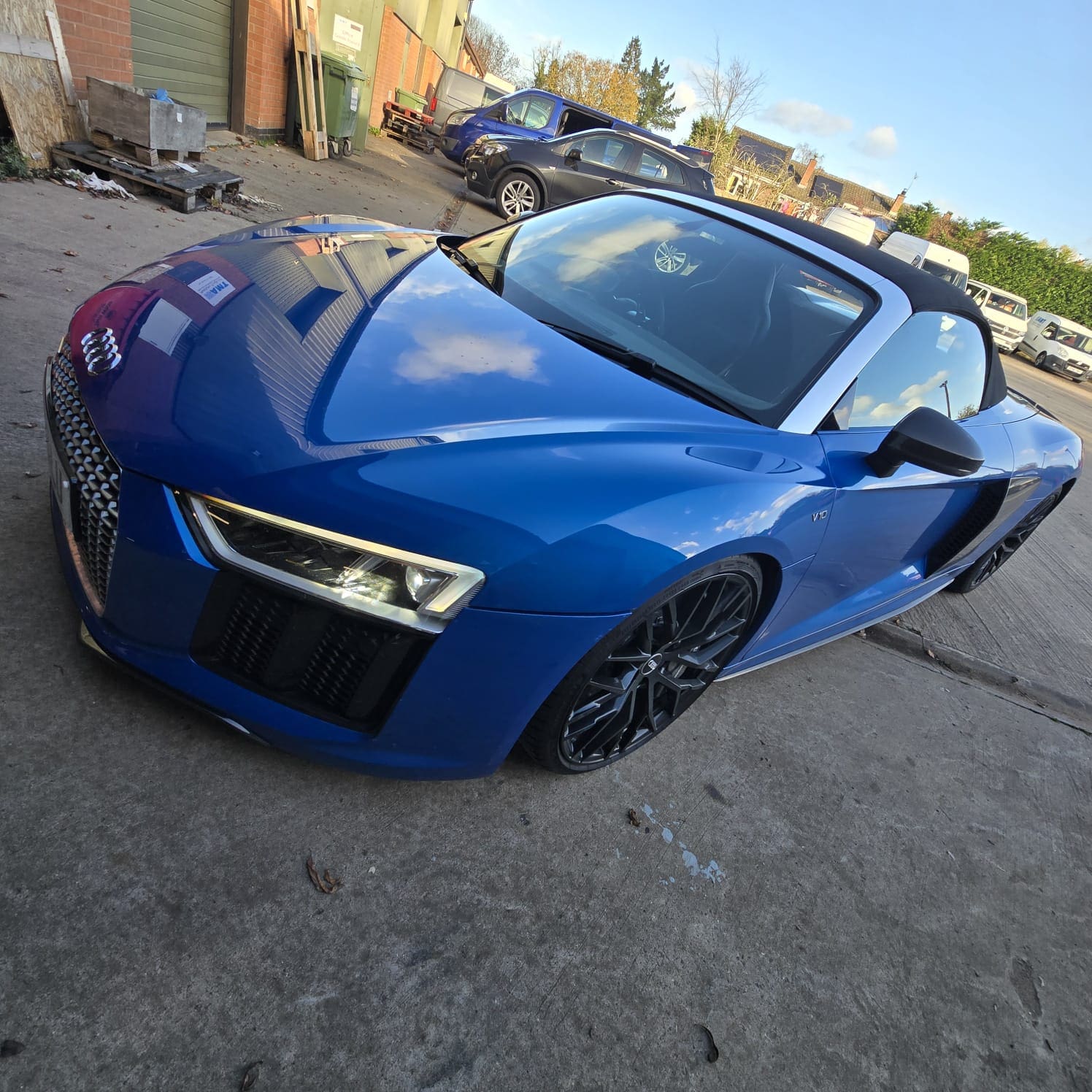 Smooth leather steering wheel Audi R8