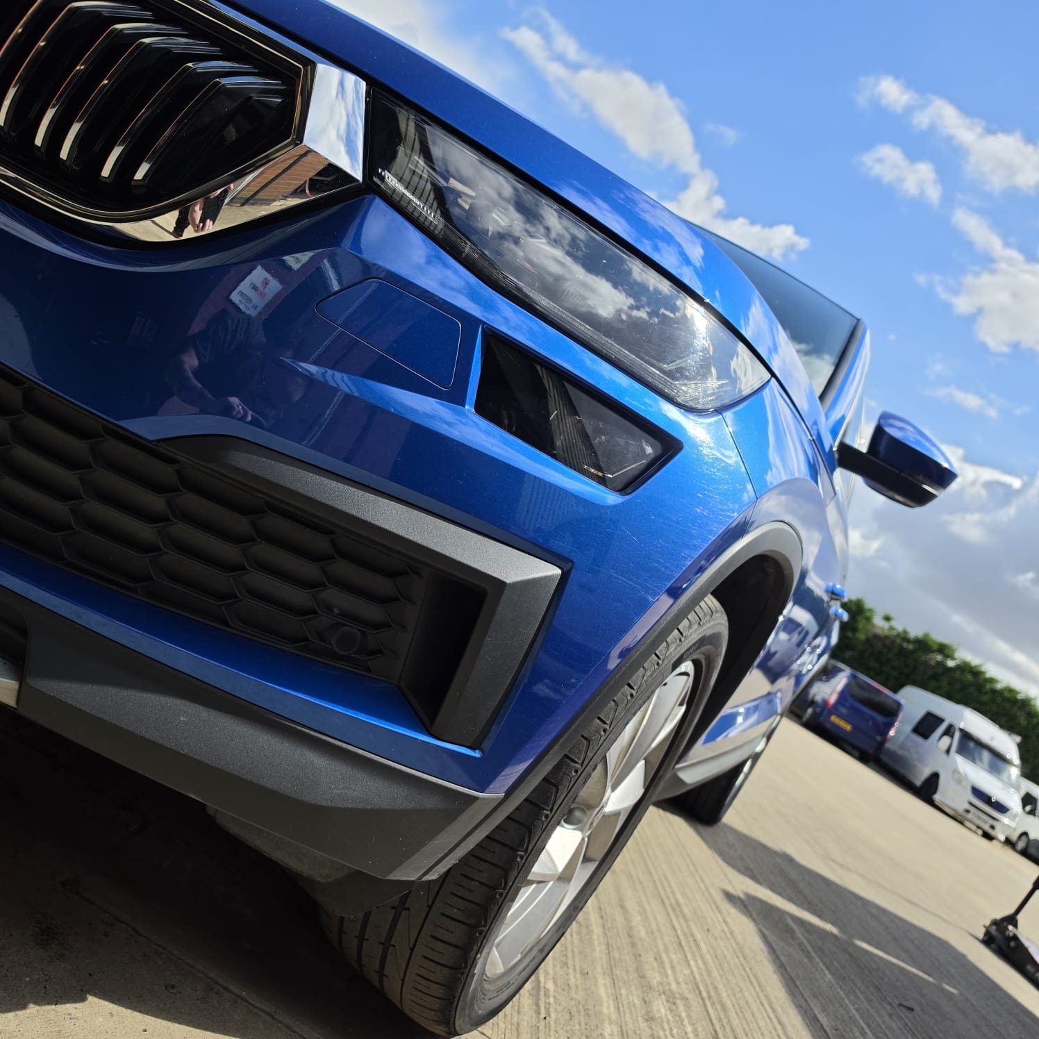 Retractable towbar retrofit on a 2024 Skoda Kodiaq SFD2 with factory-style integration
