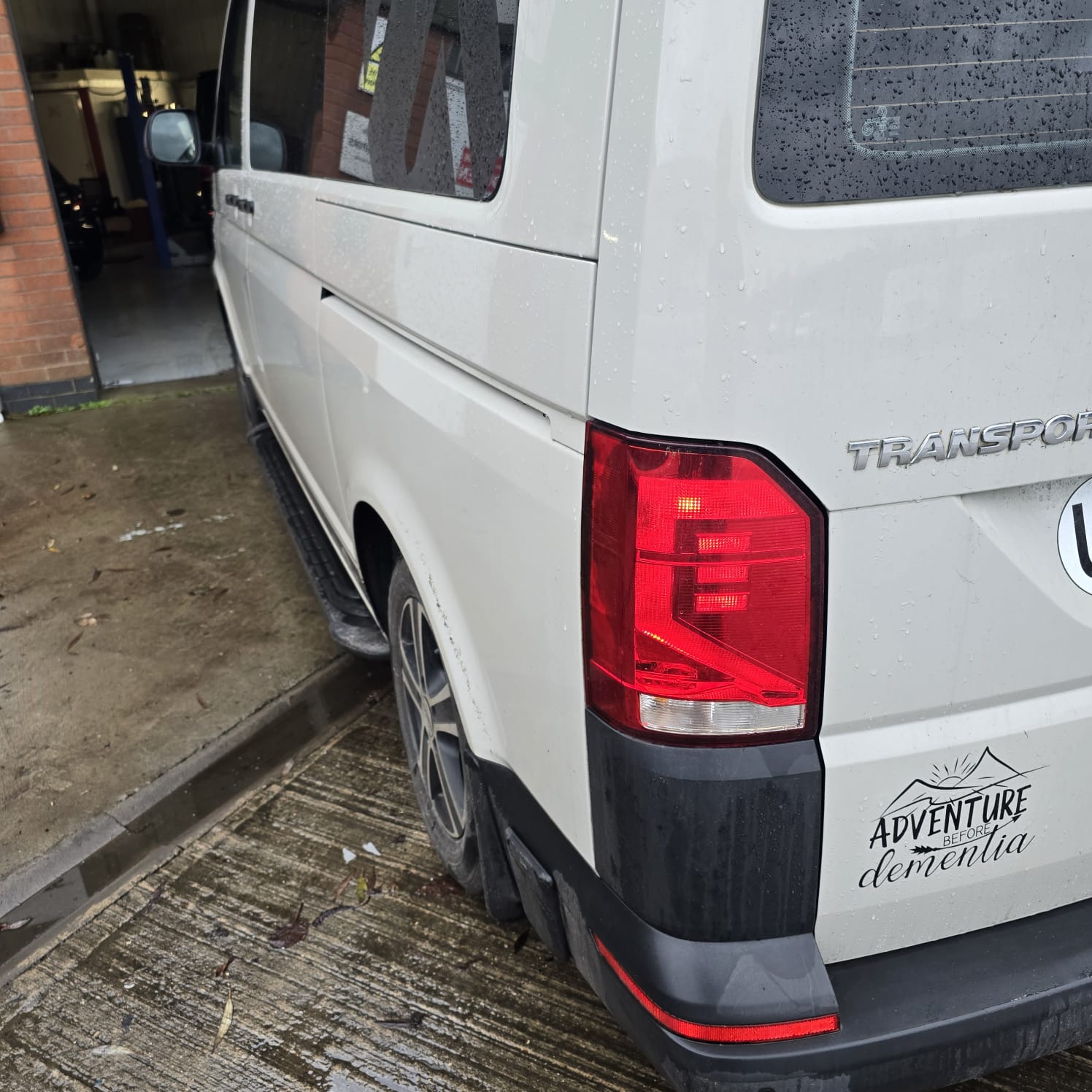 VW T6.1 fog light upgrade with cornering functionality