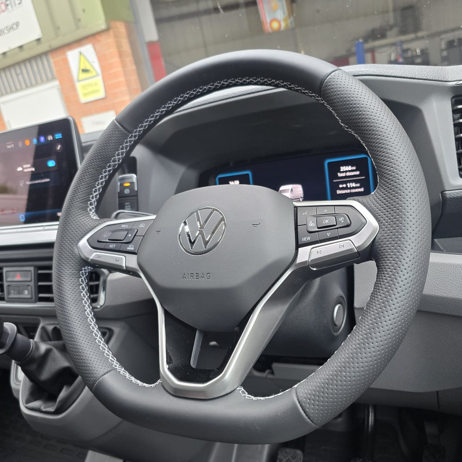 VW Crafter 2025 Steering Wheel Retrofit Installation