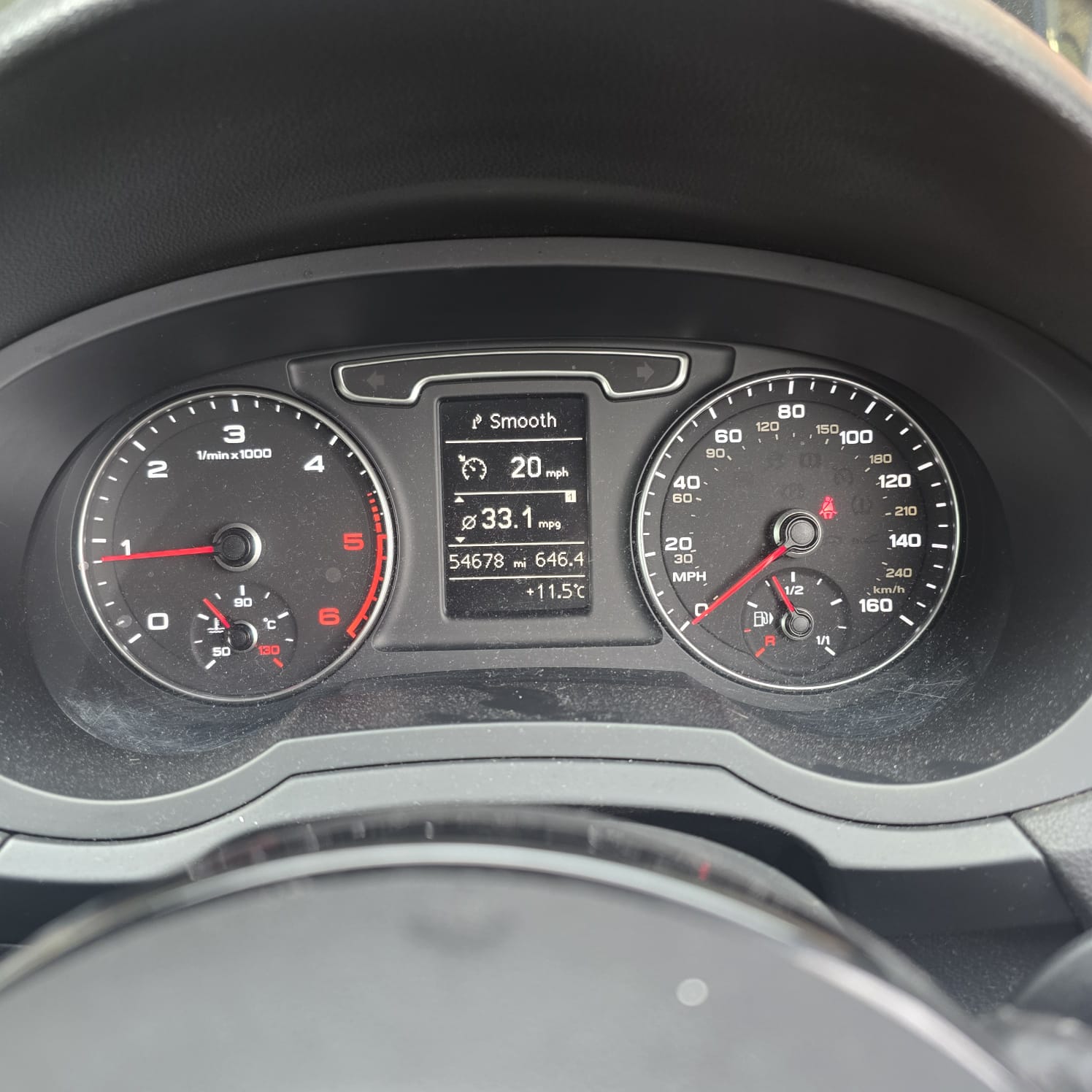 Cruise control stalk installed in Audi Q3