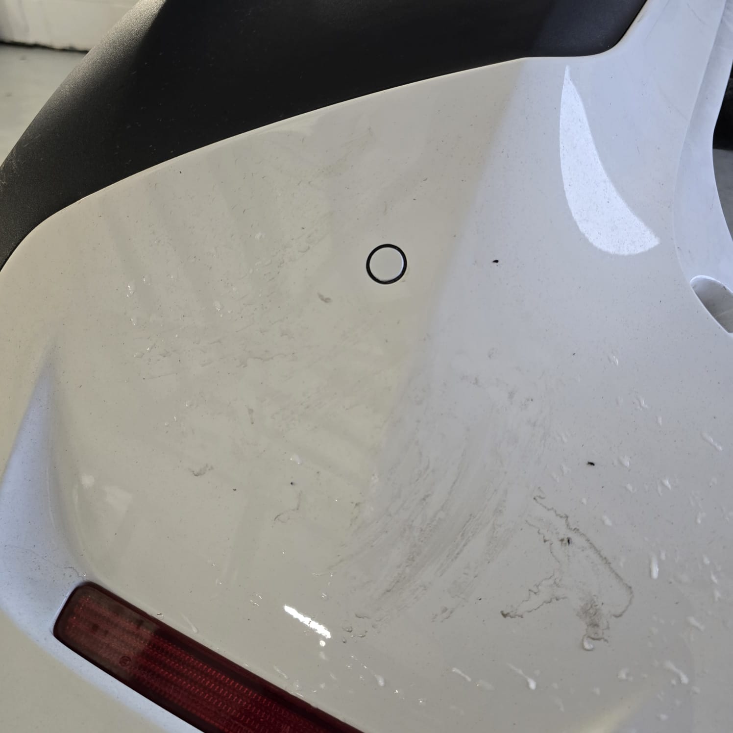 Flush mounted and colour-matched Cobra R394 sensors