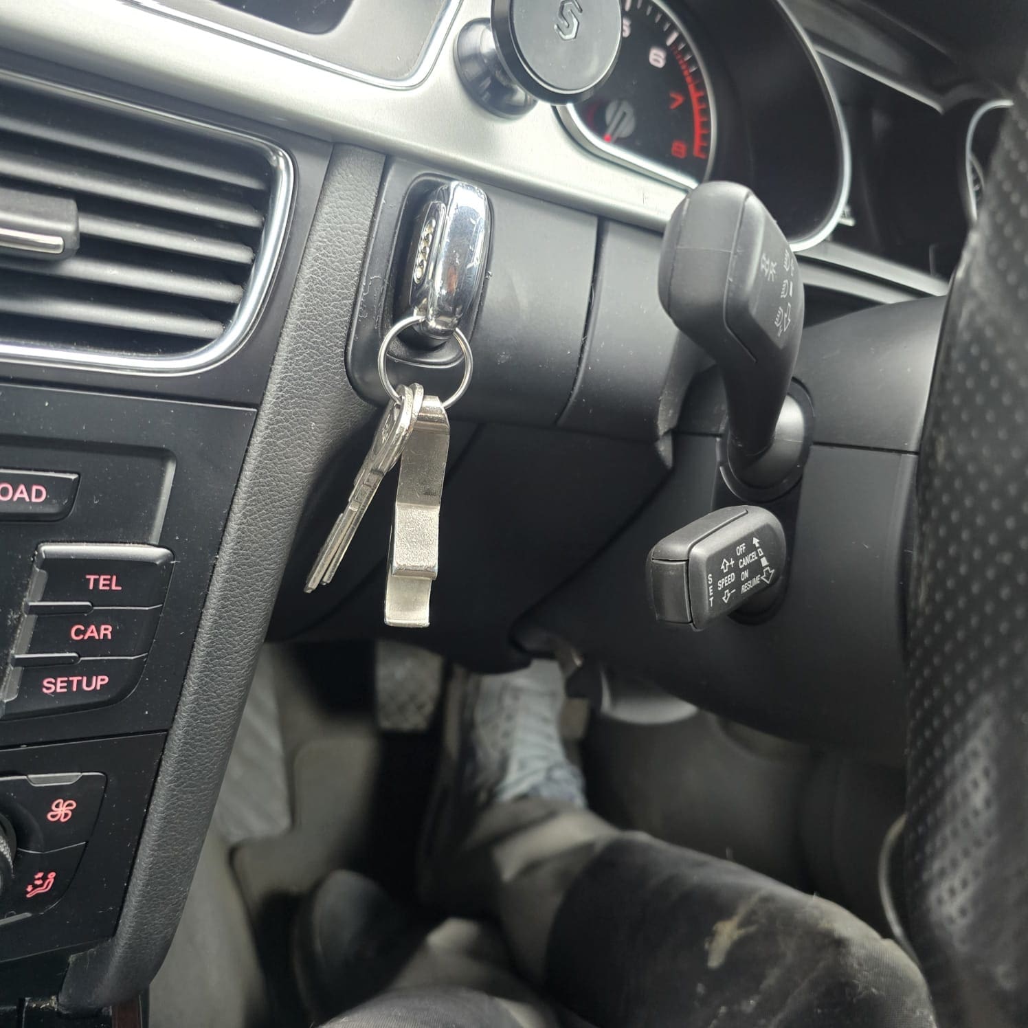 Genuine Audi cruise stalk installed