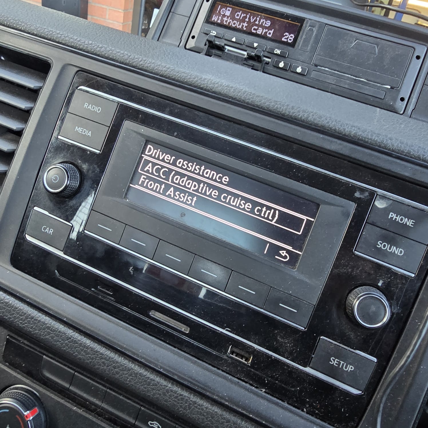 High grade retrimmed steering wheel in MAN TGE