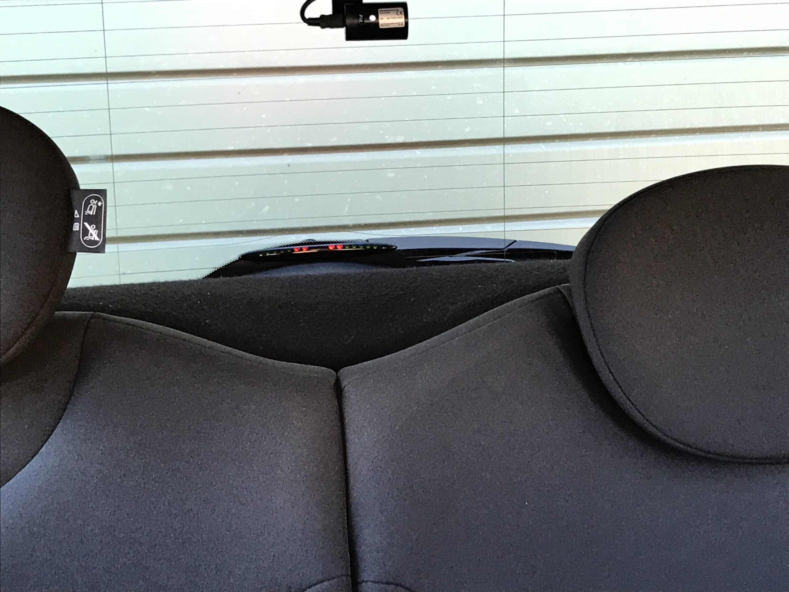 Flush-fit rear sensors on Mini Cooper ONE