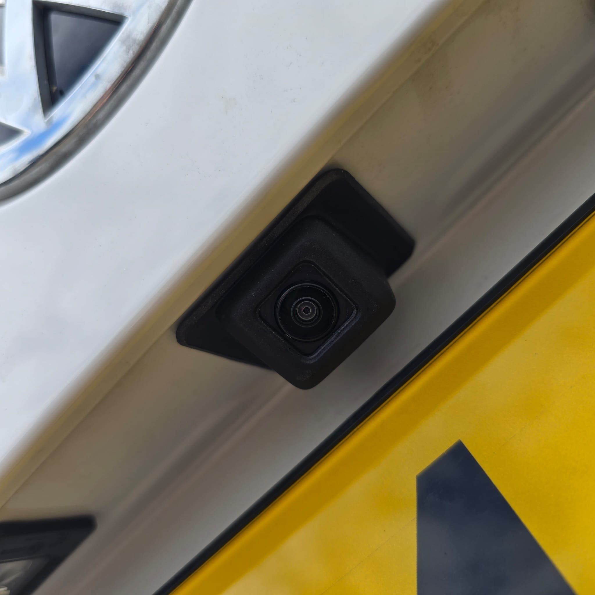 Transporter T6.1 rear-view camera retrofit parking and towing