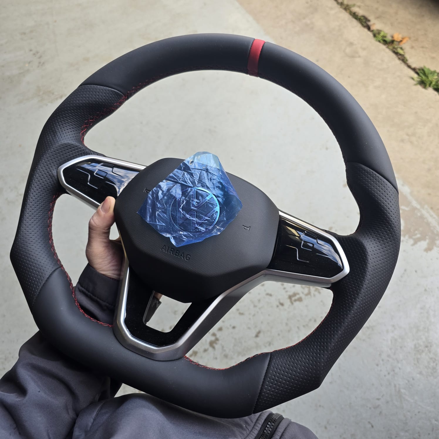 T6.1 BadBoy Steering Wheel with red centre band