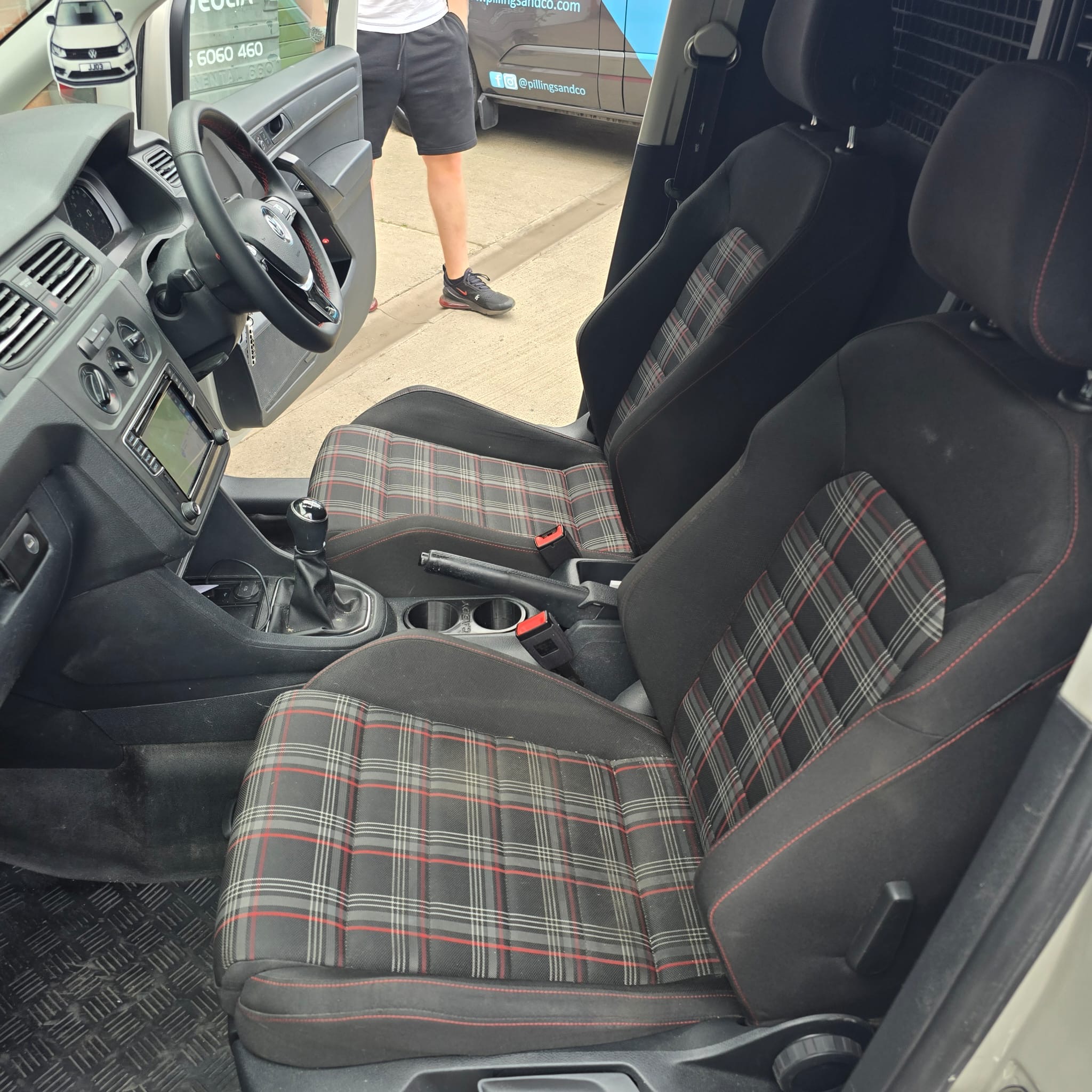 VW Caddy GTI seats retrofit and CarPlay coding