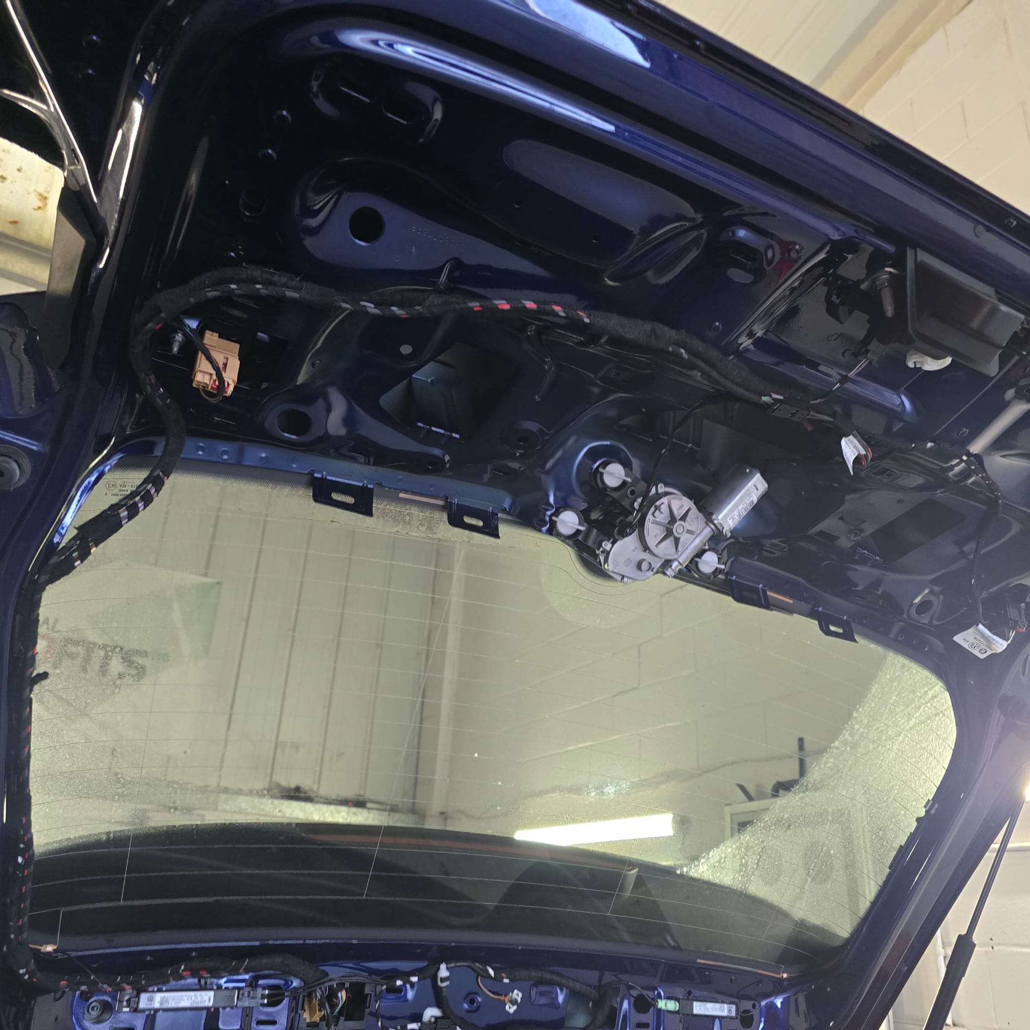 VW Golf Mk8 Rear View Camera Washer Integration