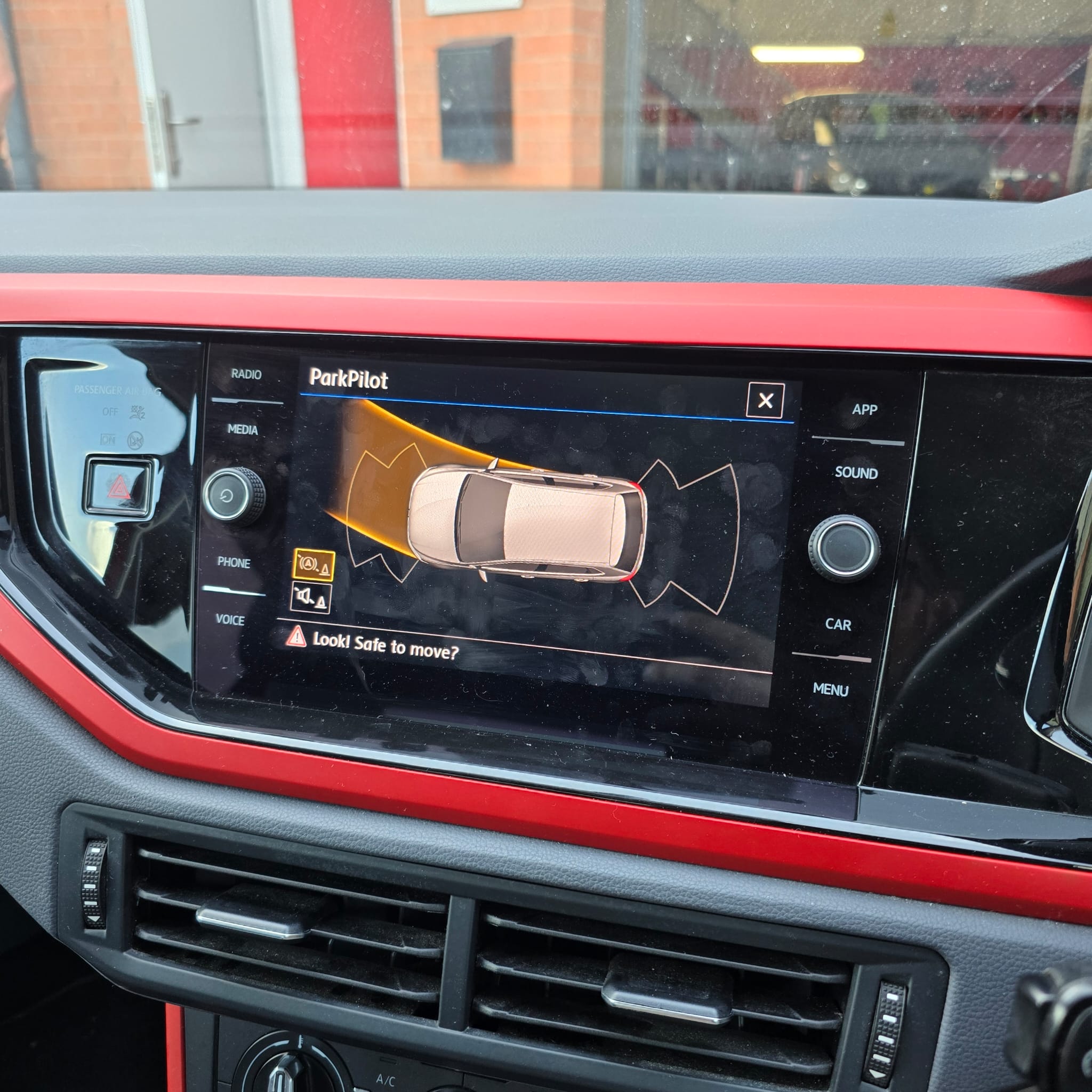 VW Polo AW parking sensor retrofit with colour-coded sensors