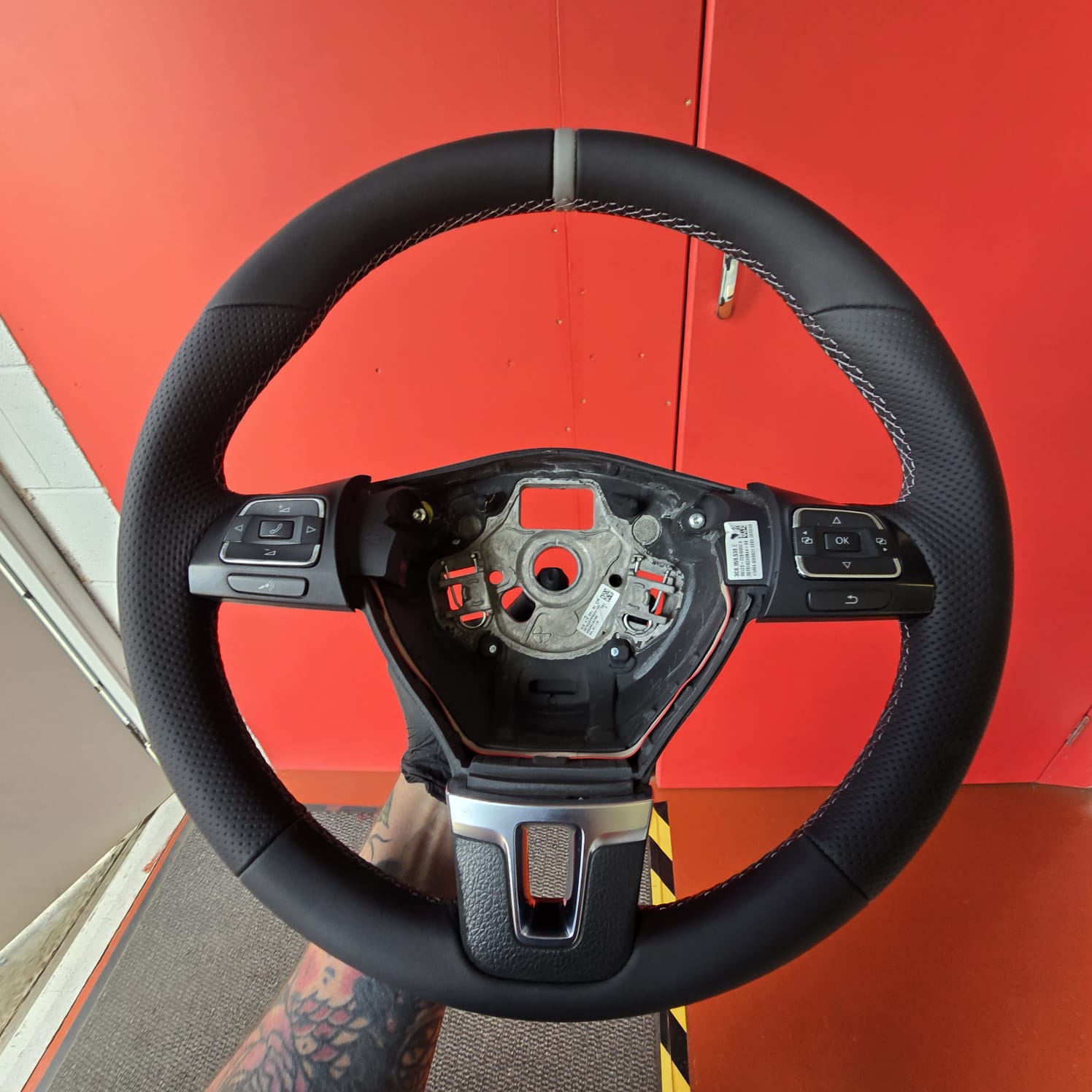 VW T5.1 Perforated Leather Multifunction Steering Wheel