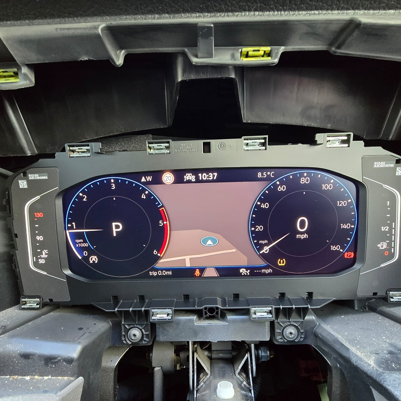 VW T6.1 Digital Dashboard Features