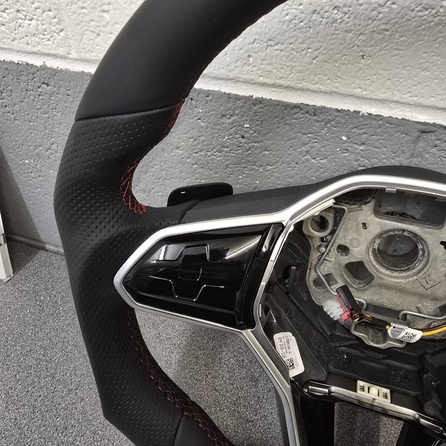 Hand-crafted VW T6.1 DSG steering wheel upgrade