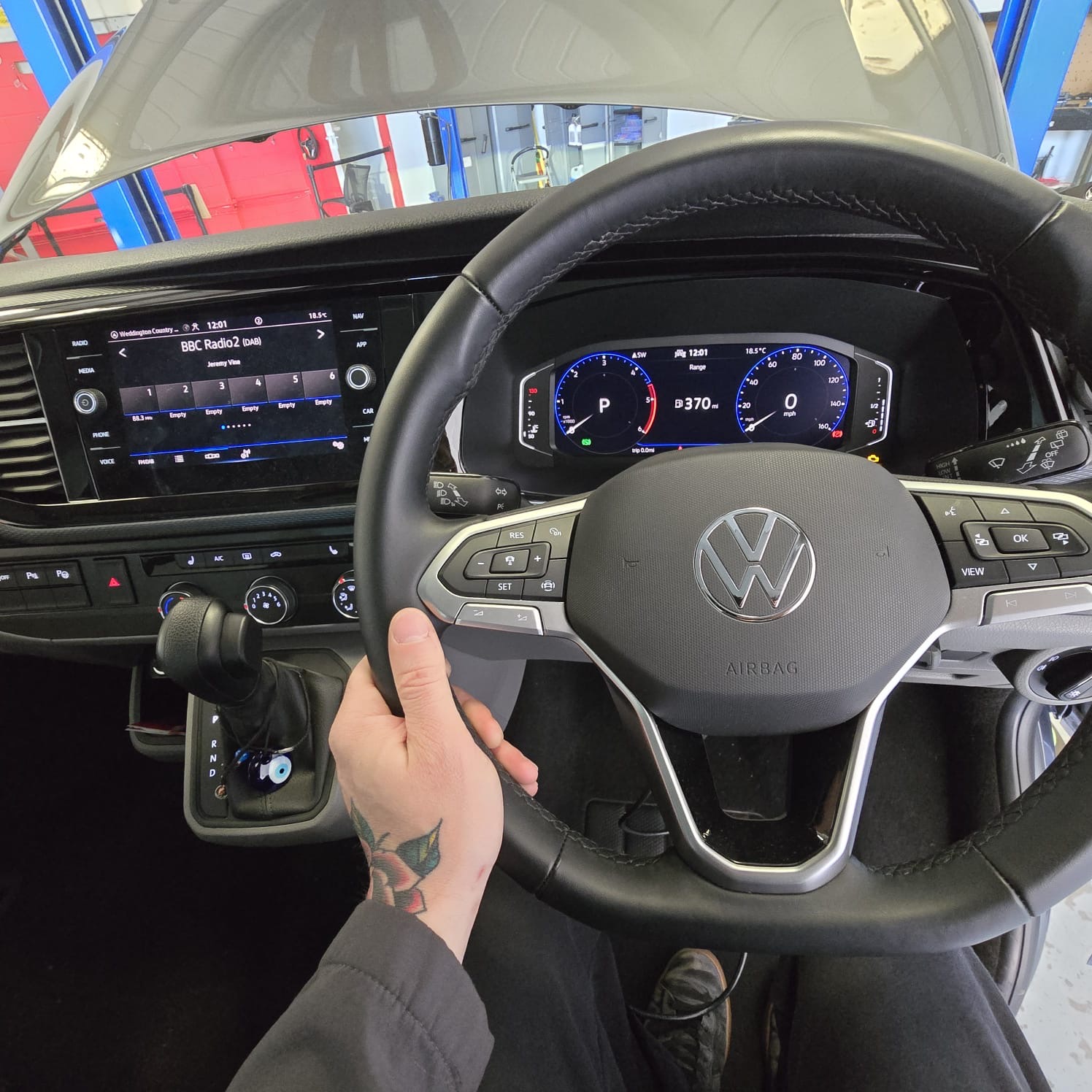 Last VW T6.1 digital dash retrofit at old price, fully integrated cluster