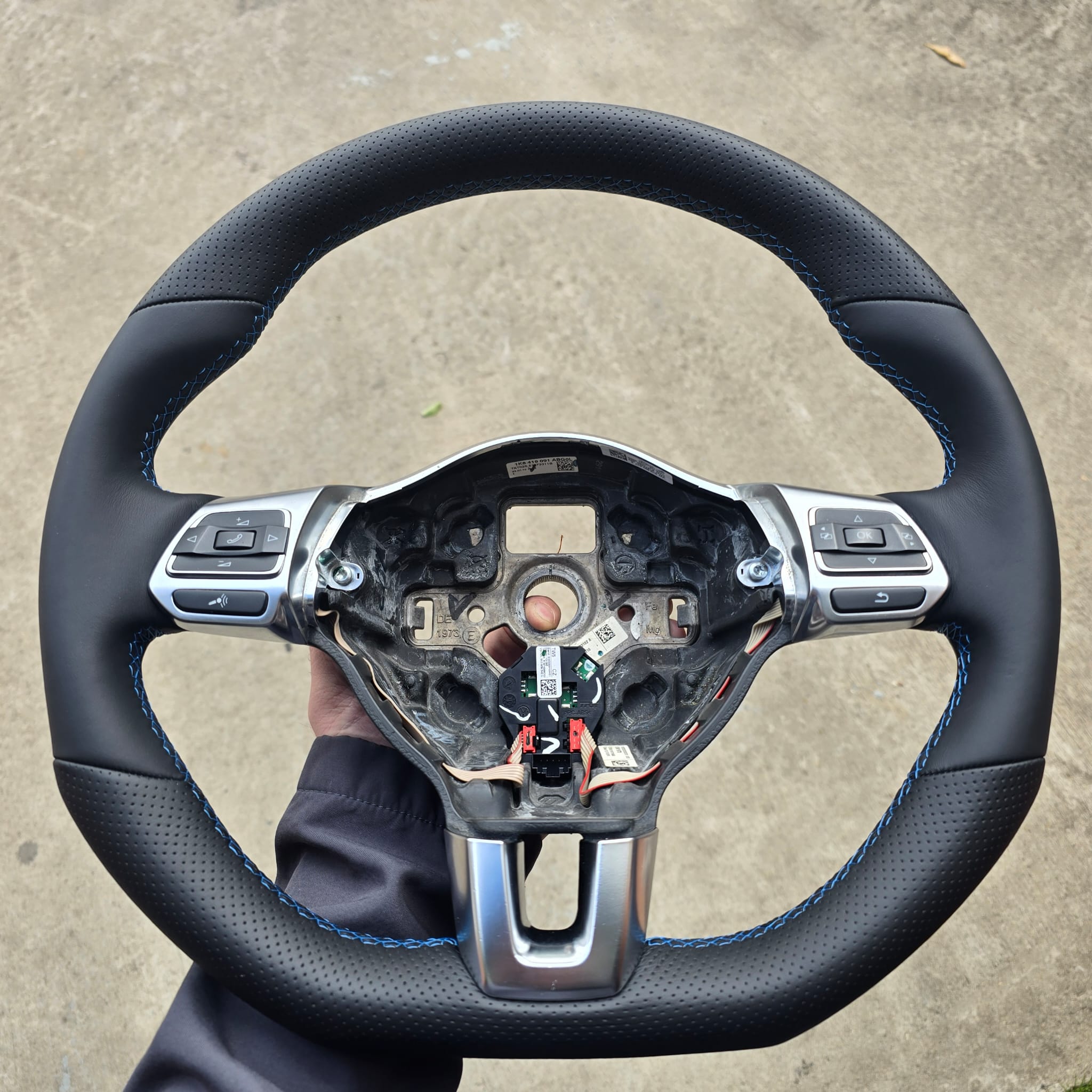 Mk6 Golf Steering Wheel Fitted to T5.1