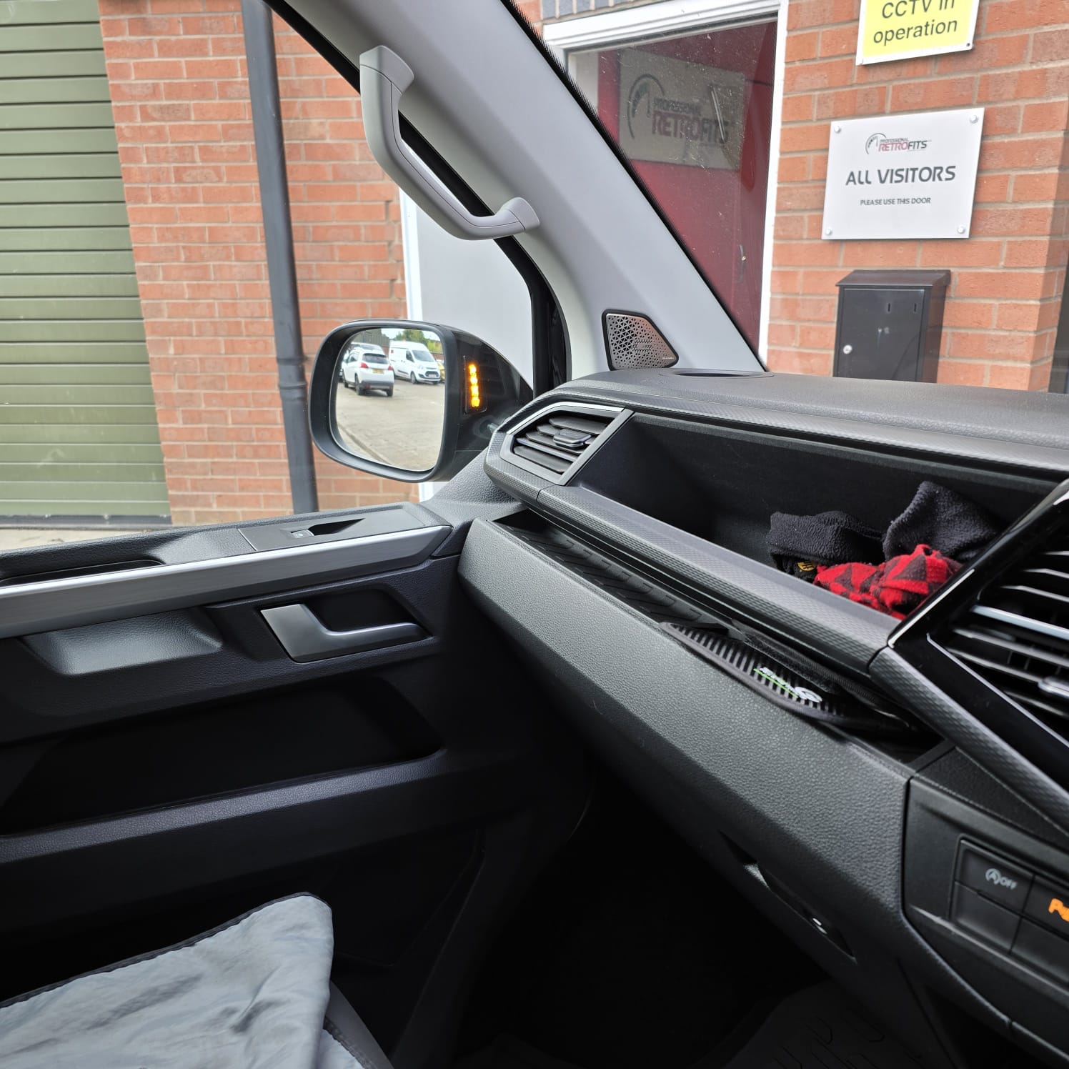 VW T6.1 Side Assist door card wiring installation