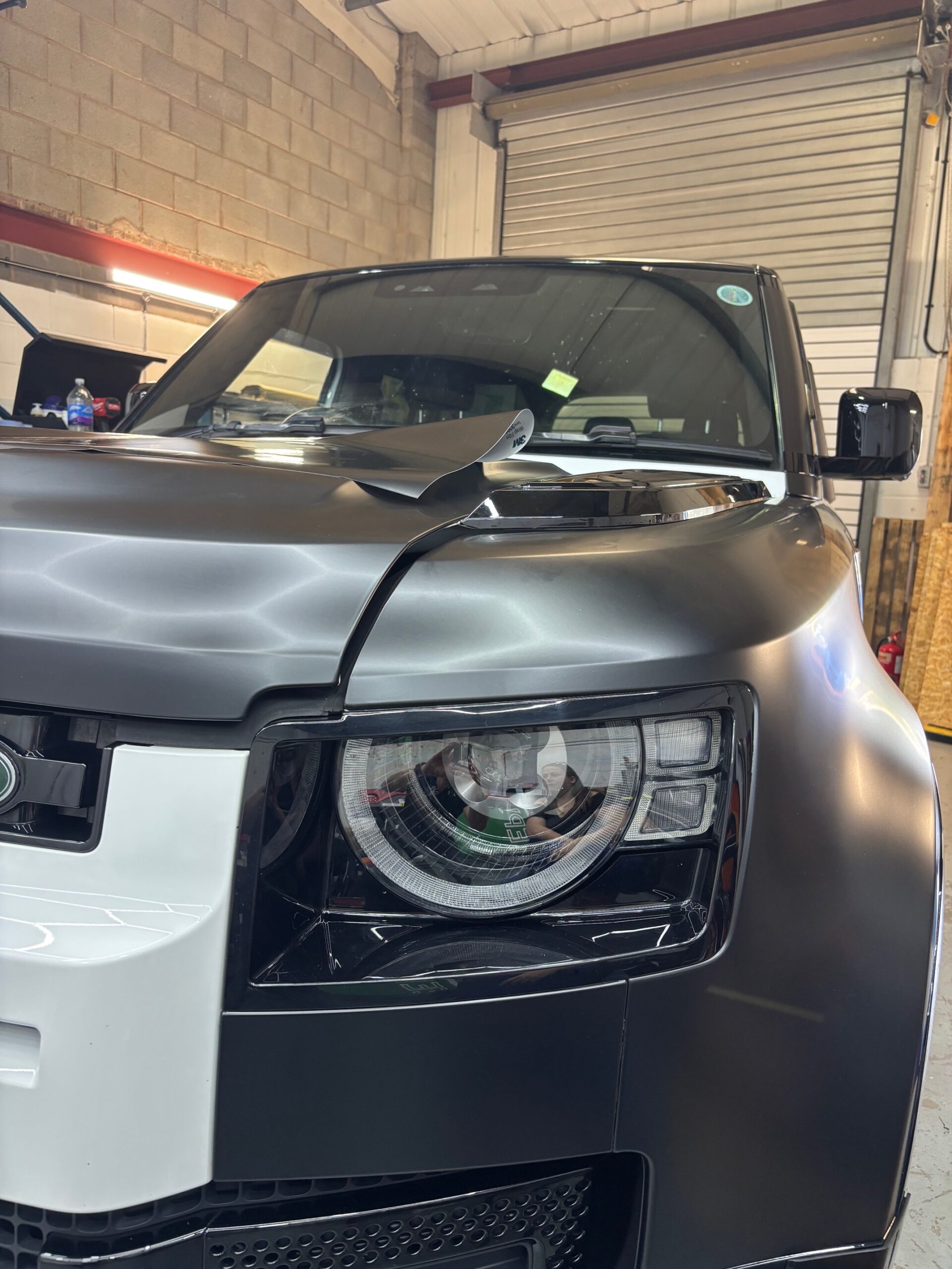 Range Rover Defender retrofit Nuneaton - expert installation team