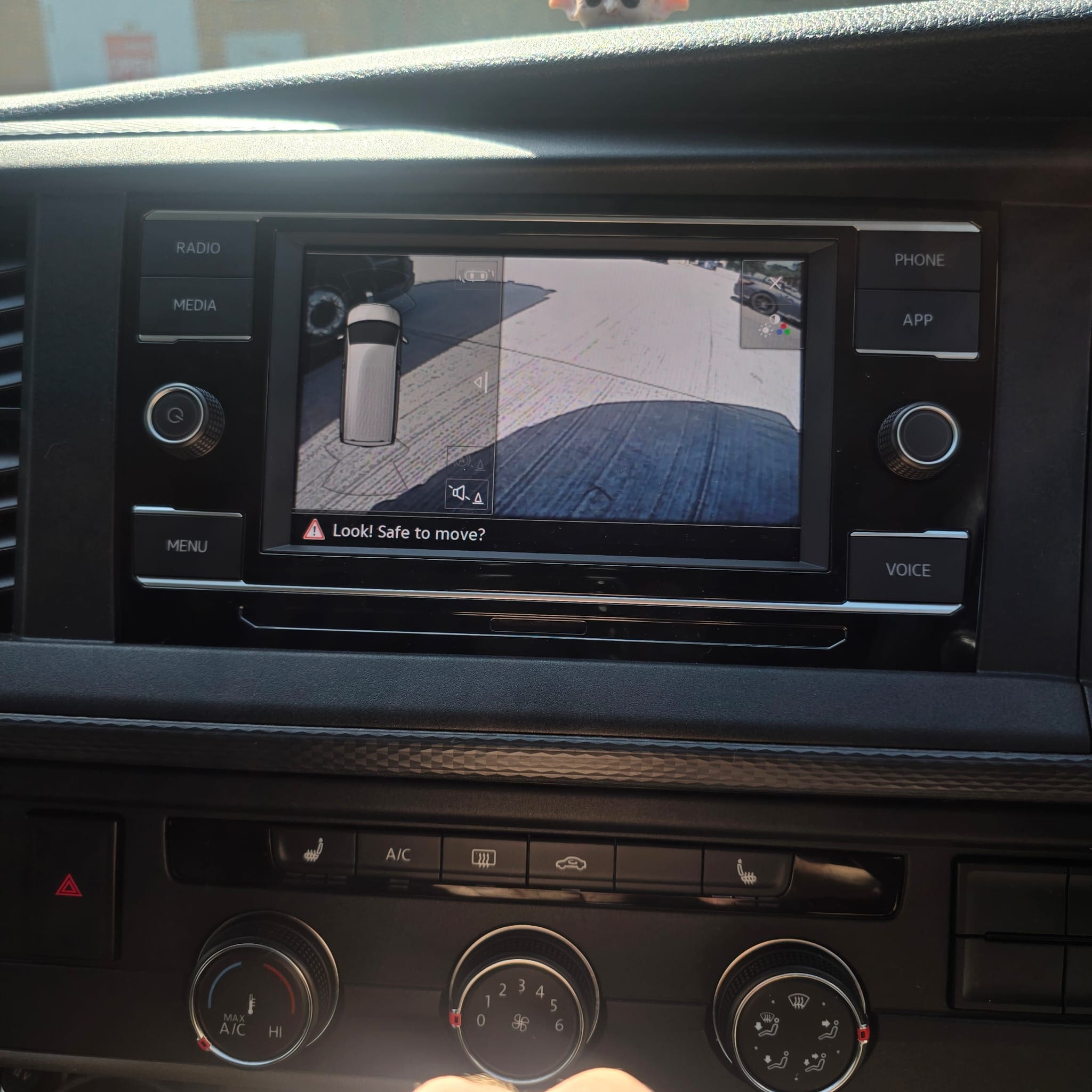Volkswagen Transporter factory infotainment retained during dash cam and reverse camera retrofit