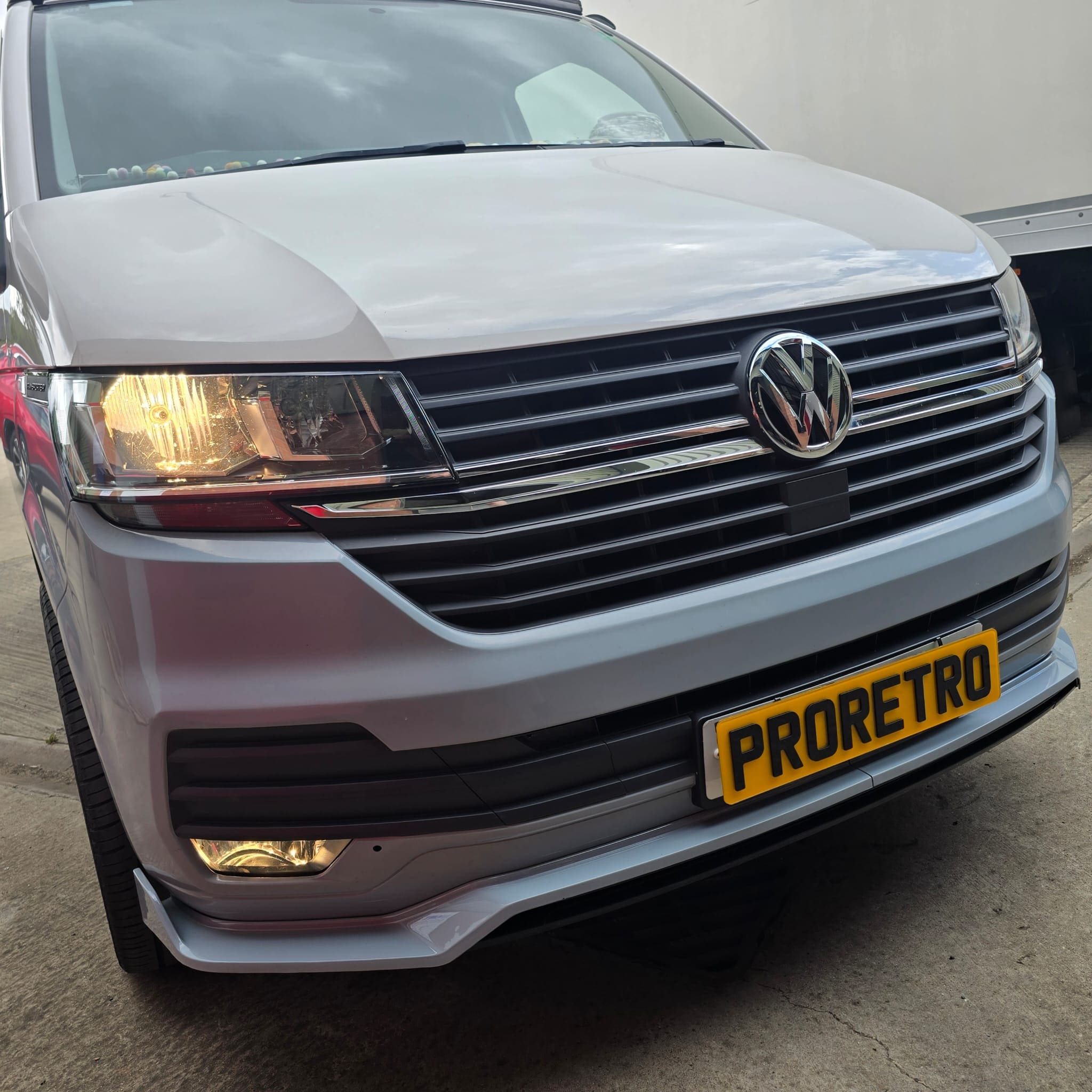 OEM-style front fog light retrofit completed on Volkswagen Transporter T6.1