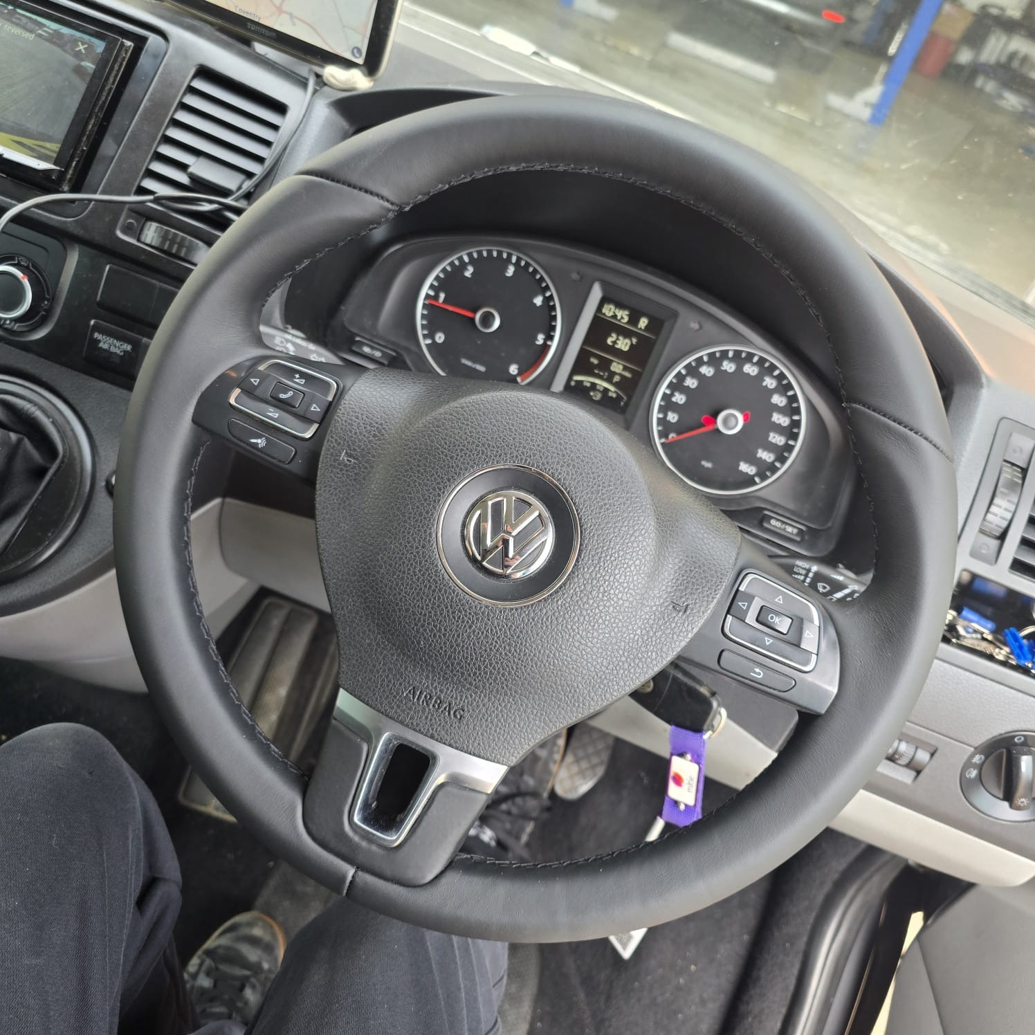 Seamless integration of MFSW and cruise in VW T5.1