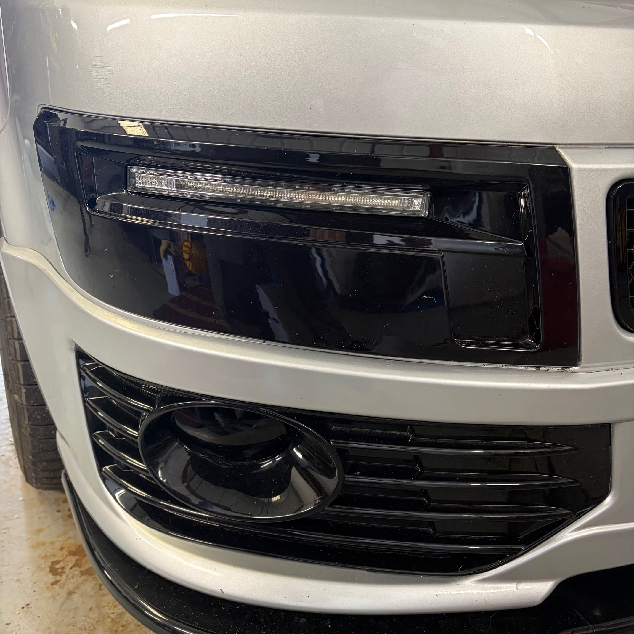 VW T5.1 DRLs illuminated after installation for OEM-like daytime visibility