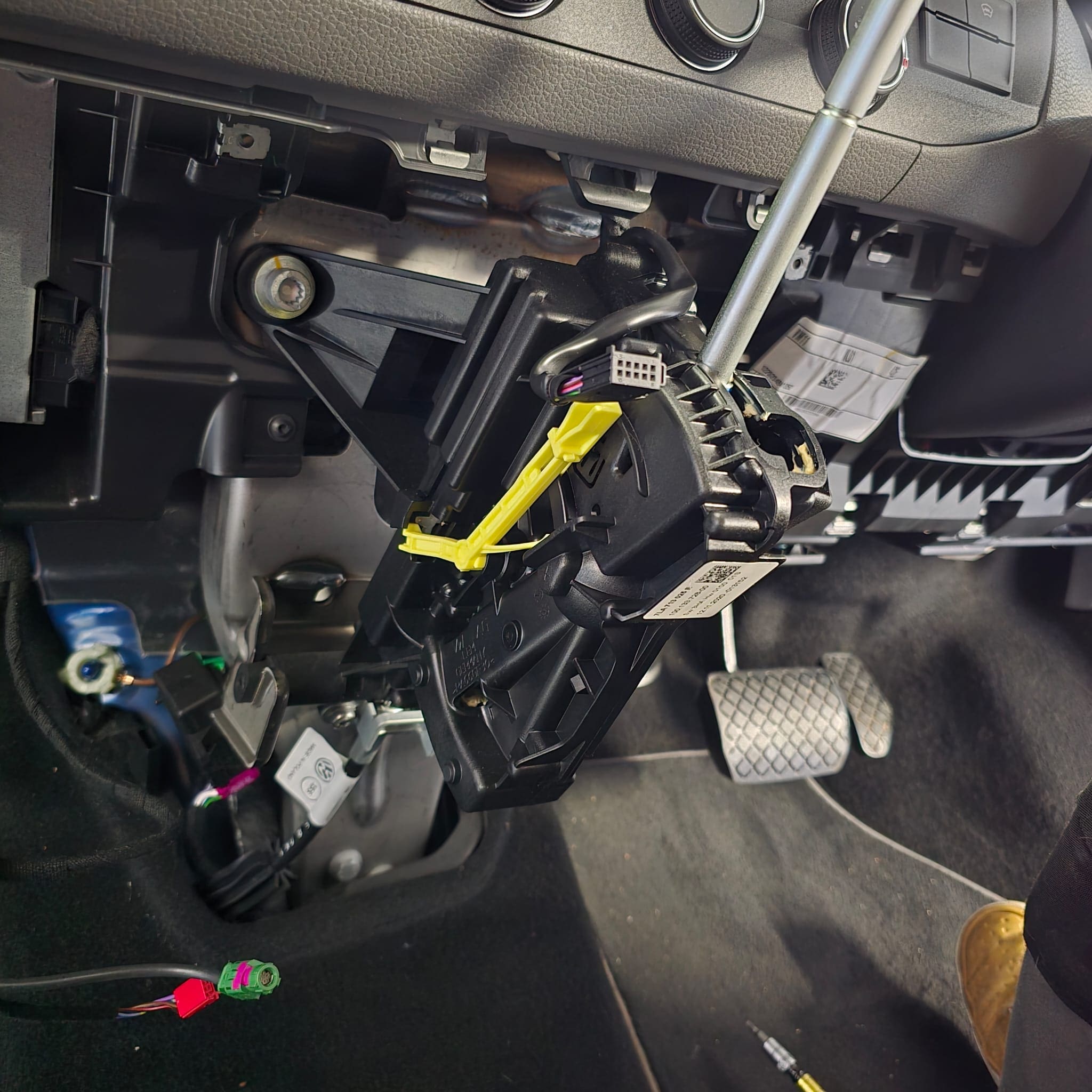 VW T6.1 DSG selector area during diagnosis for the position P warning message