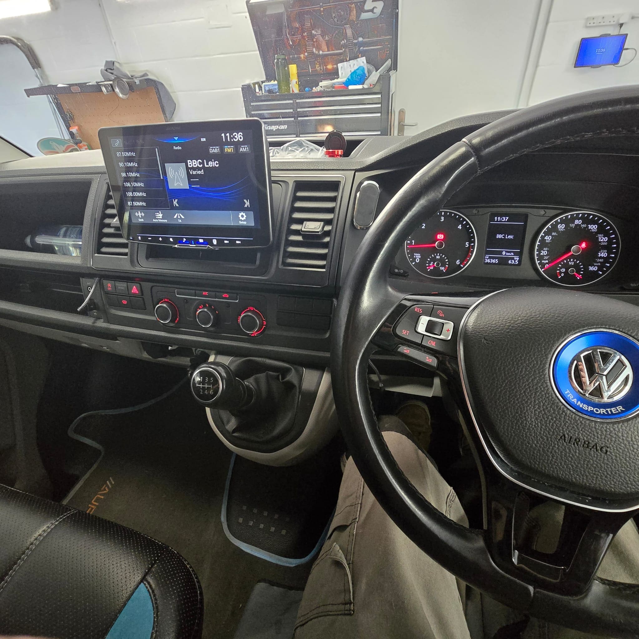 Large Alpine Halo 9 screen installed in Volkswagen Transporter T6