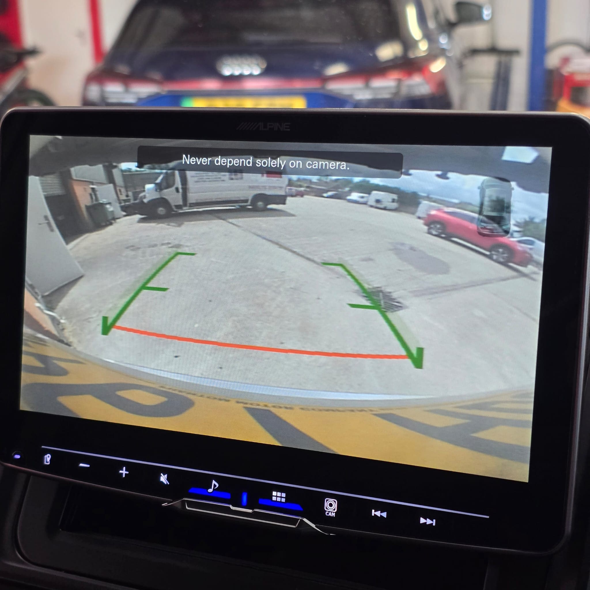 VW T6 dashboard upgrade showing Alpine Halo 9 fitted in place