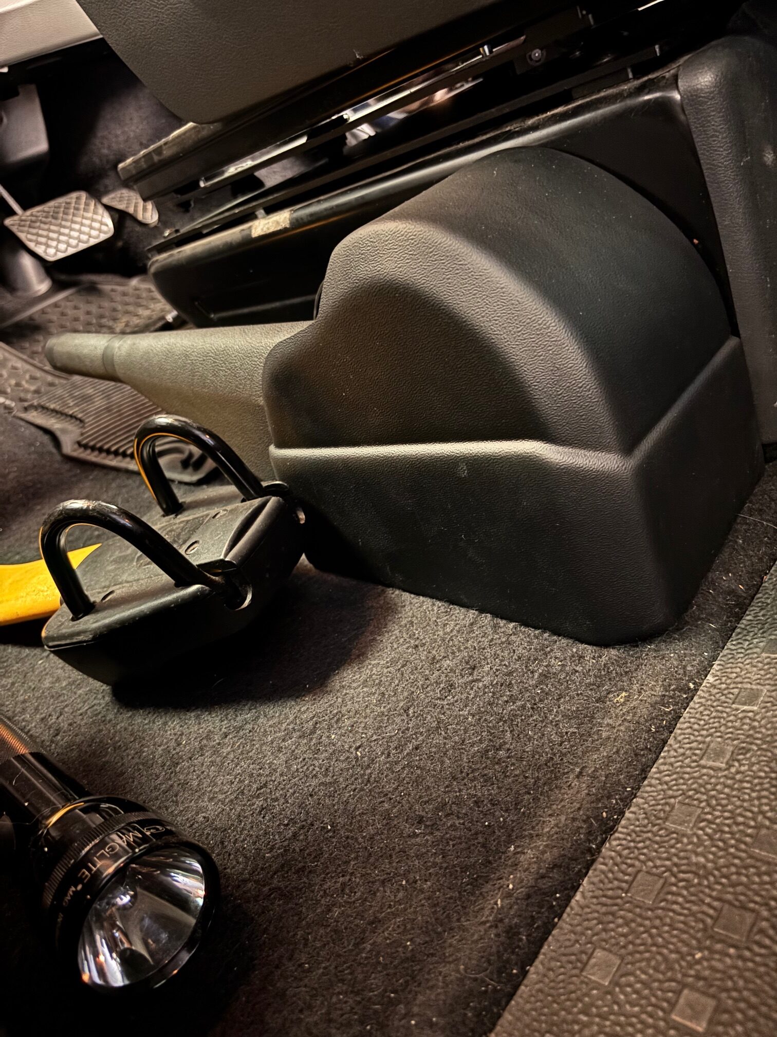 Sportscraft swivel base installed in VW Transporter