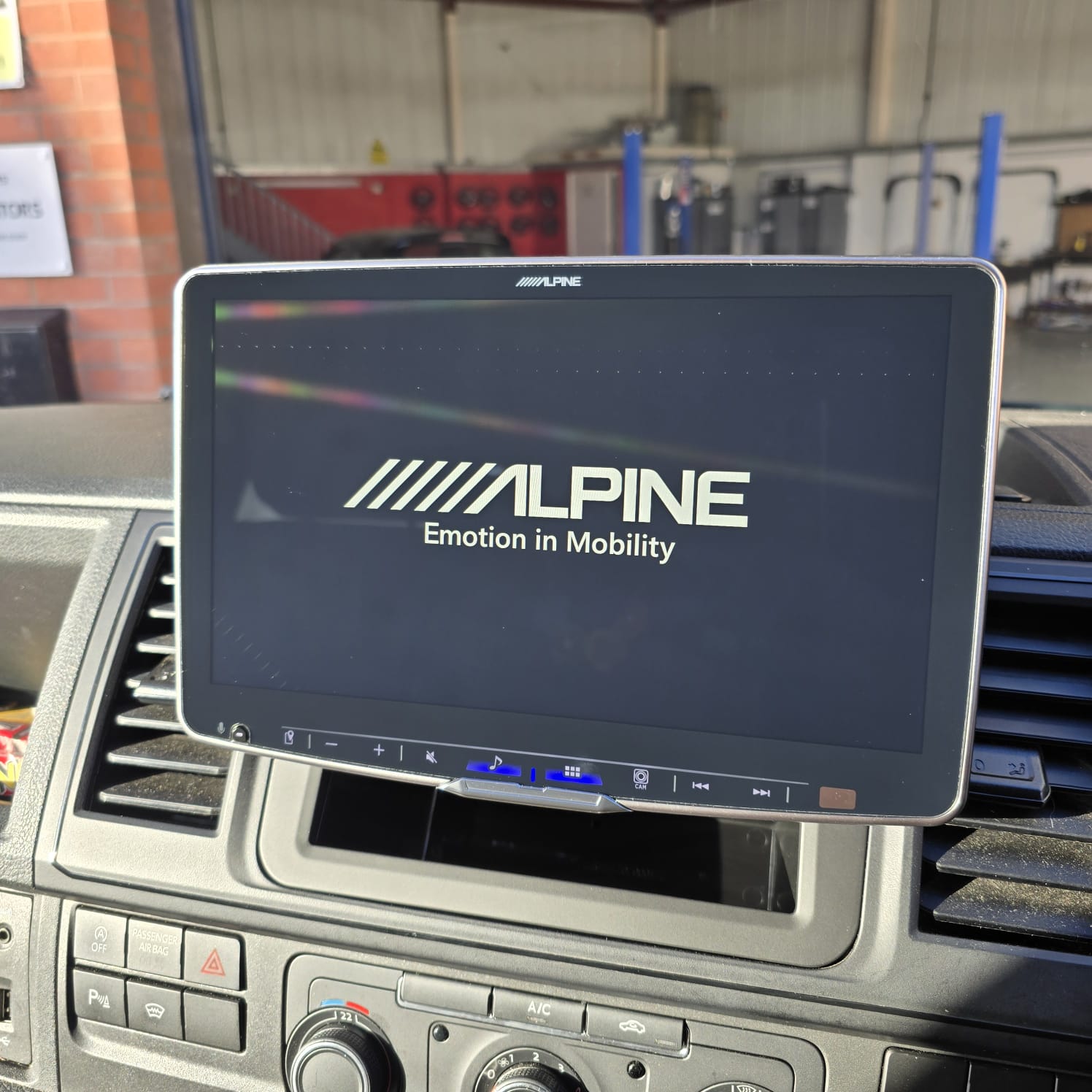 Transporter T6 Halo 11 fitted and tested